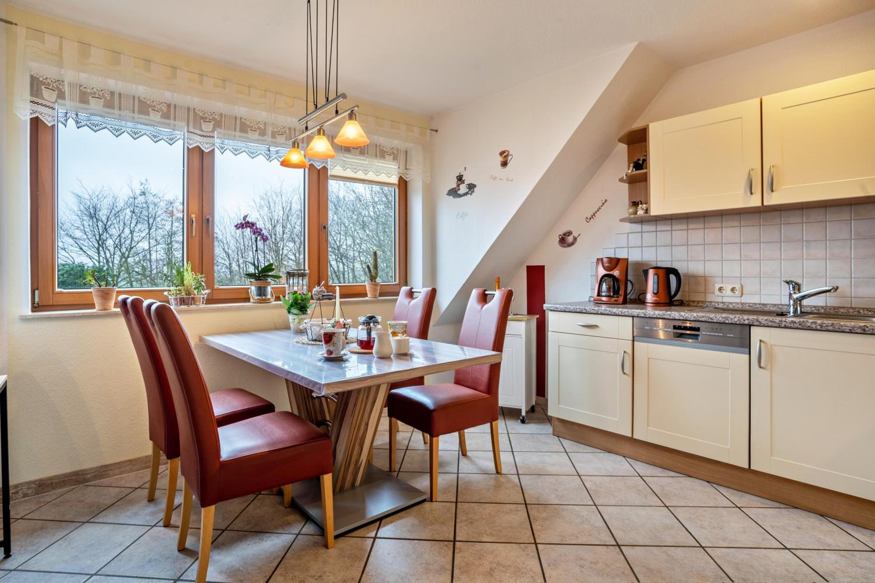 One-Bedroom Apartment with Garden View photo 2