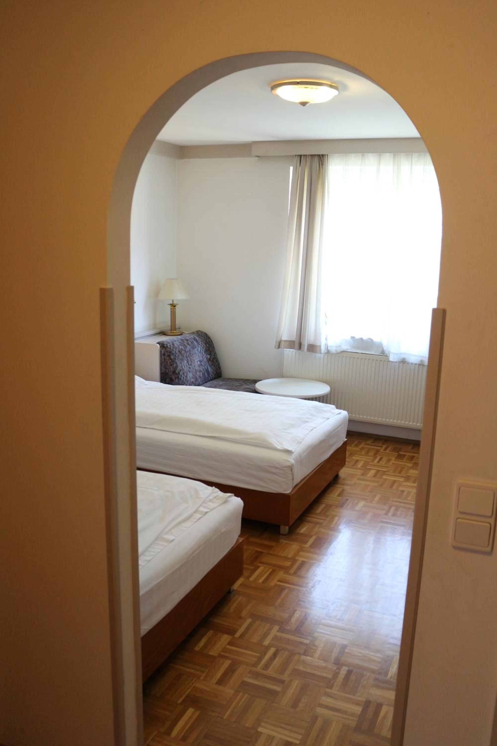 Double or Twin Room - Photo 1