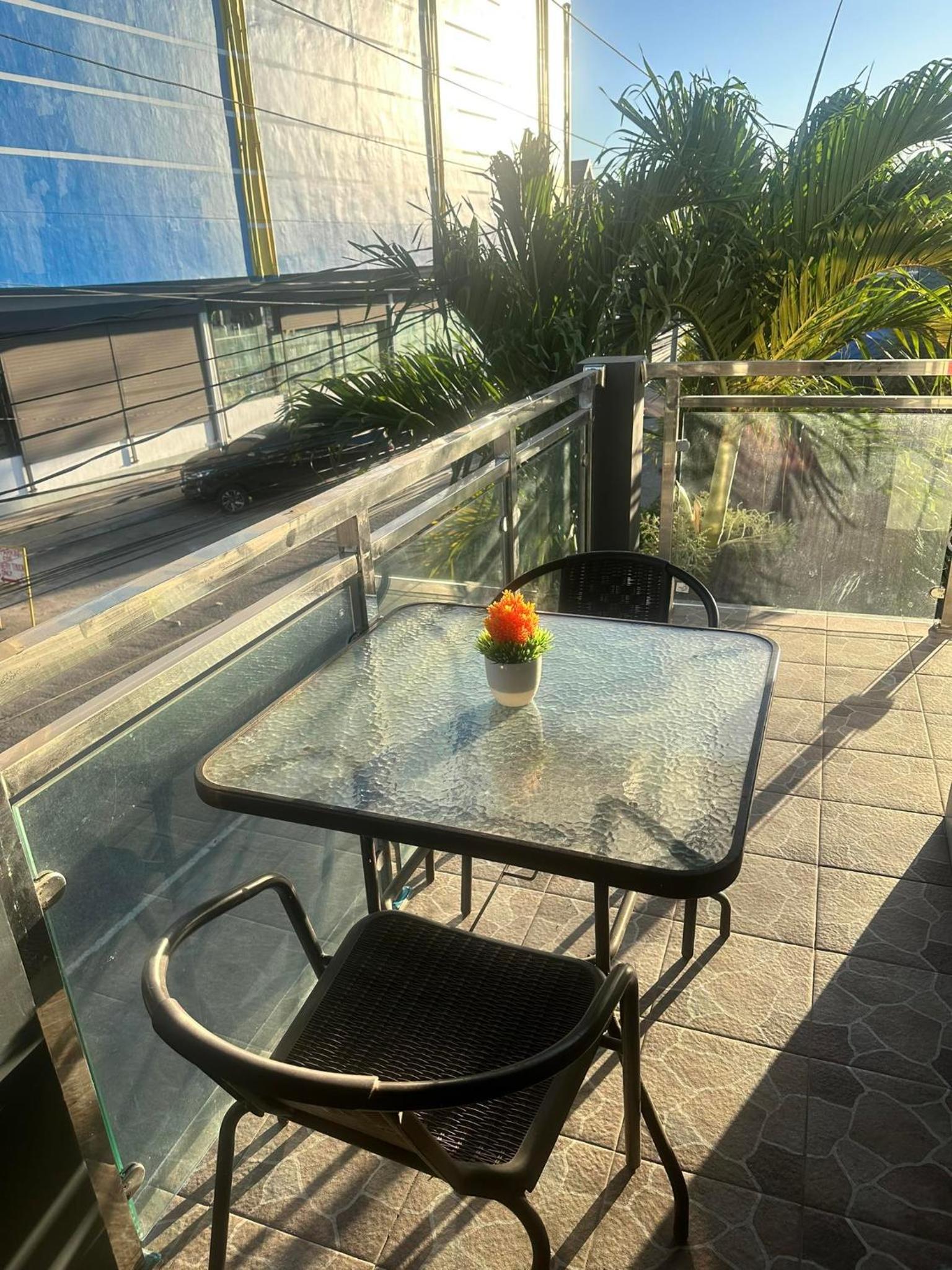 Deluxe Double Room with Balcony photo 3