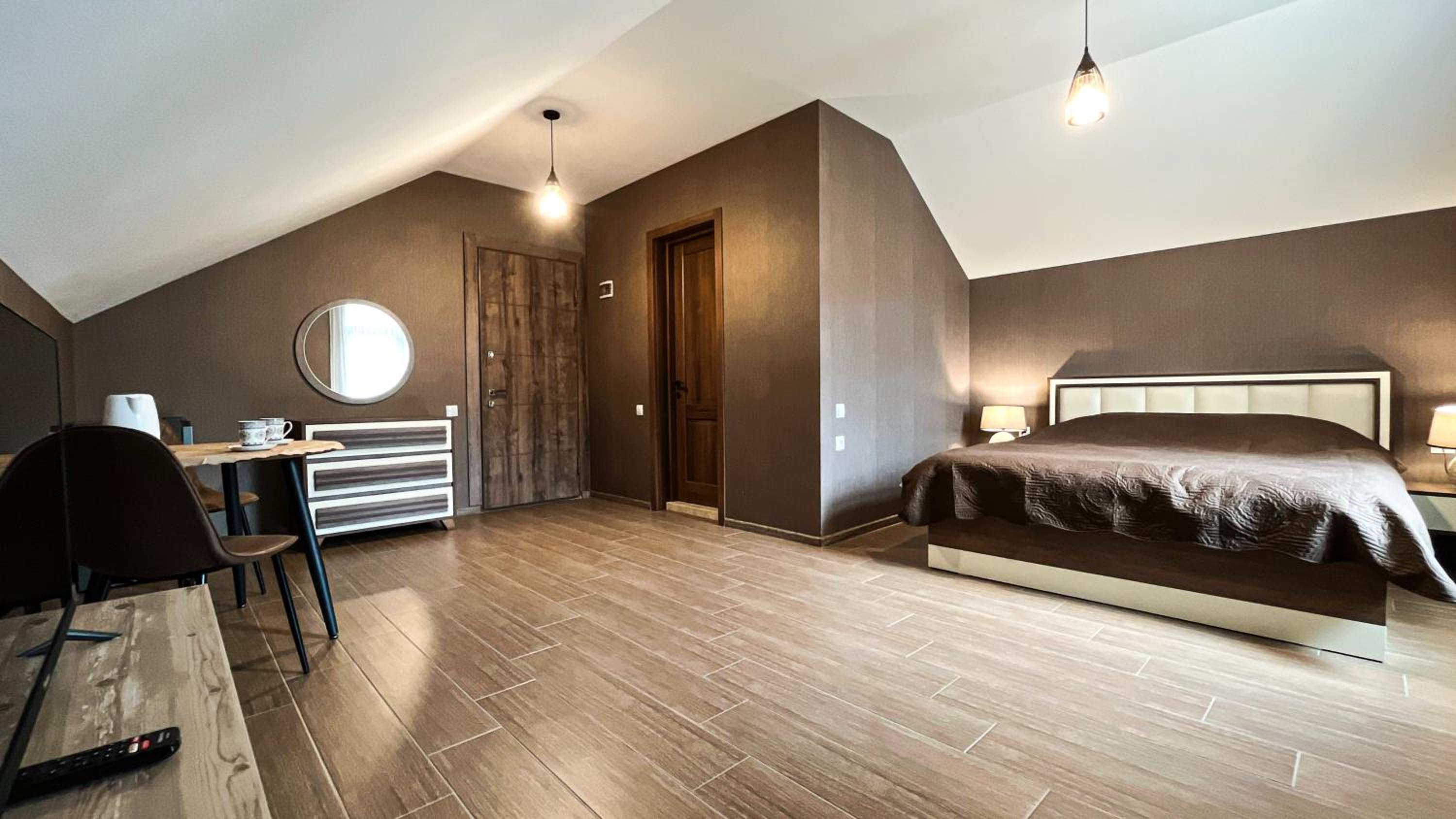 Budget Double Room photo 3