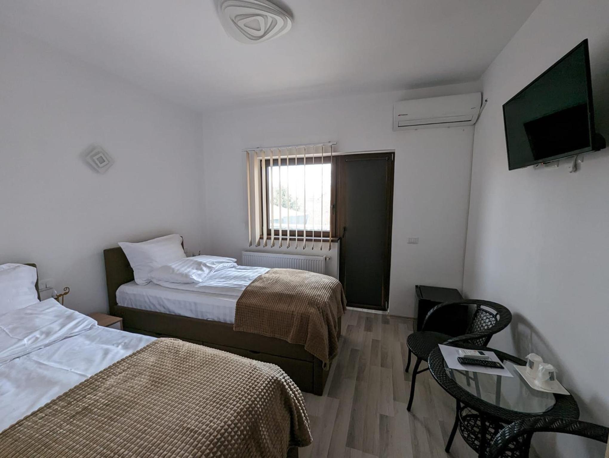 Twin Room photo 1