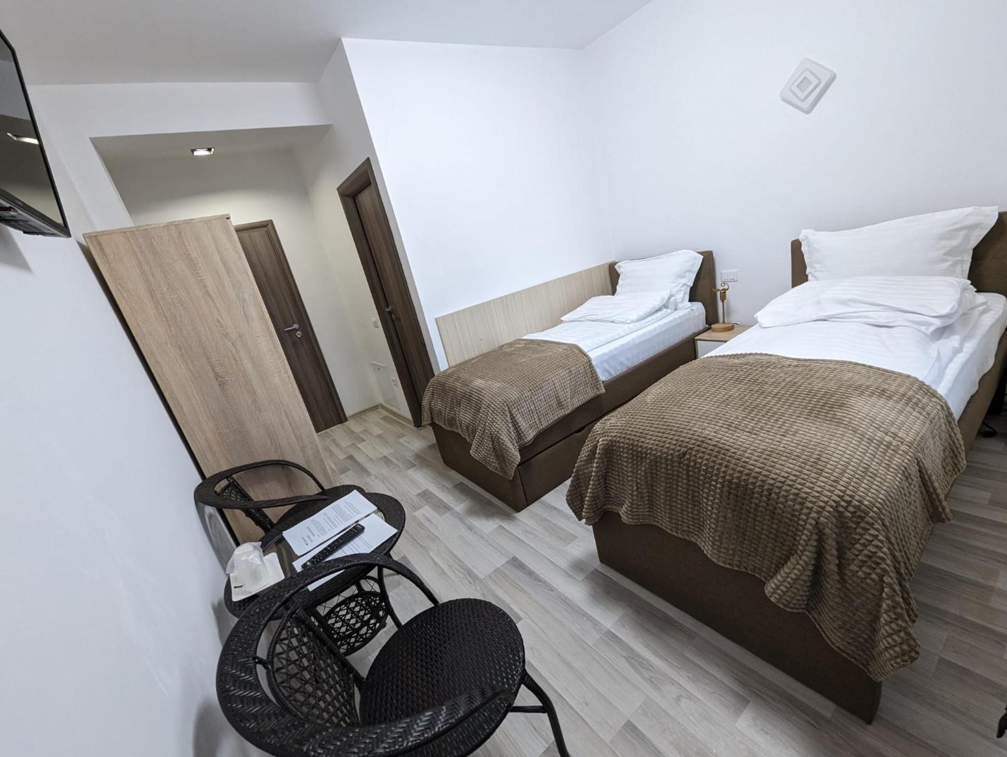 Twin Room photo 2
