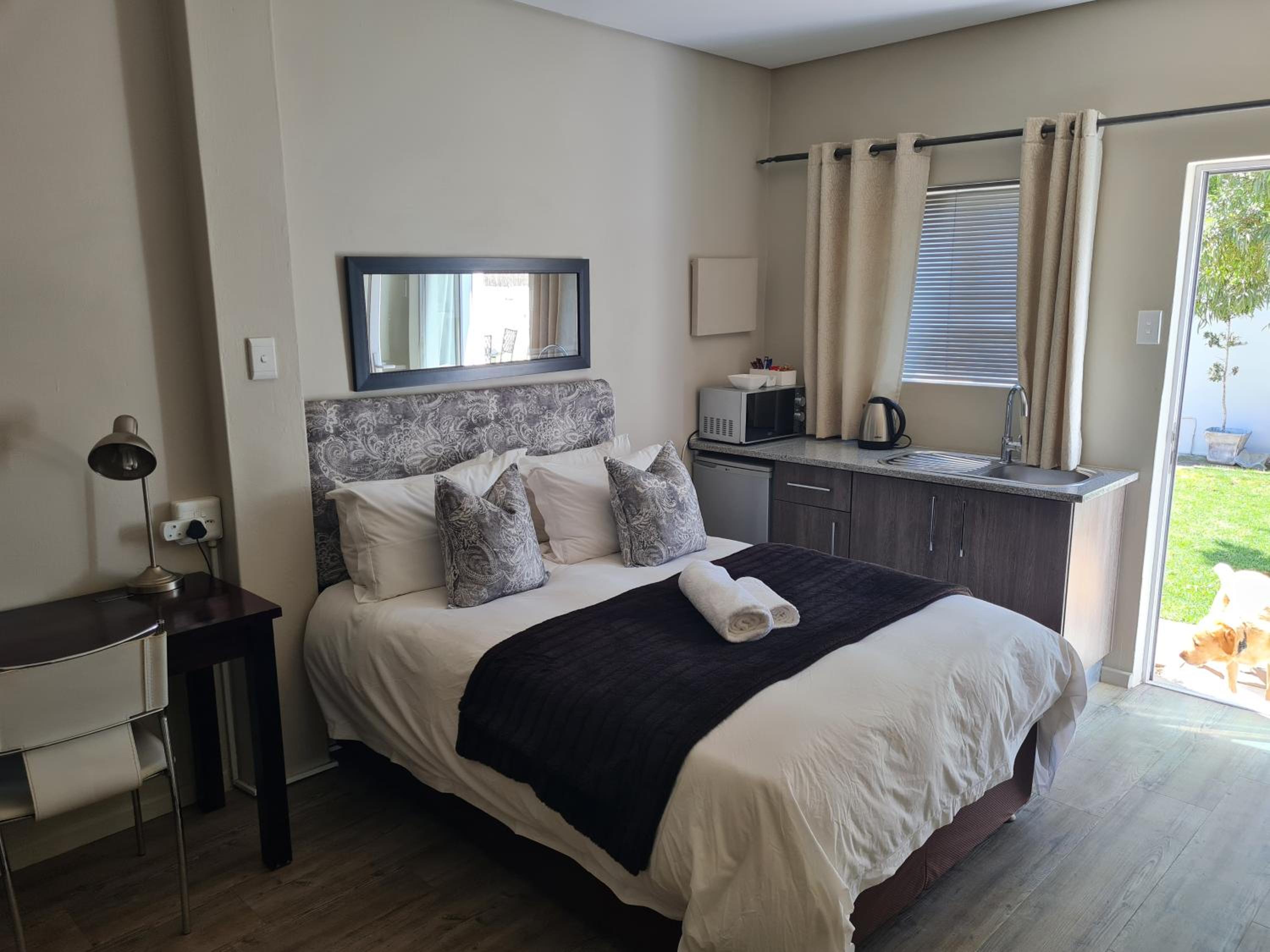 Deluxe Double Room - Photo 1