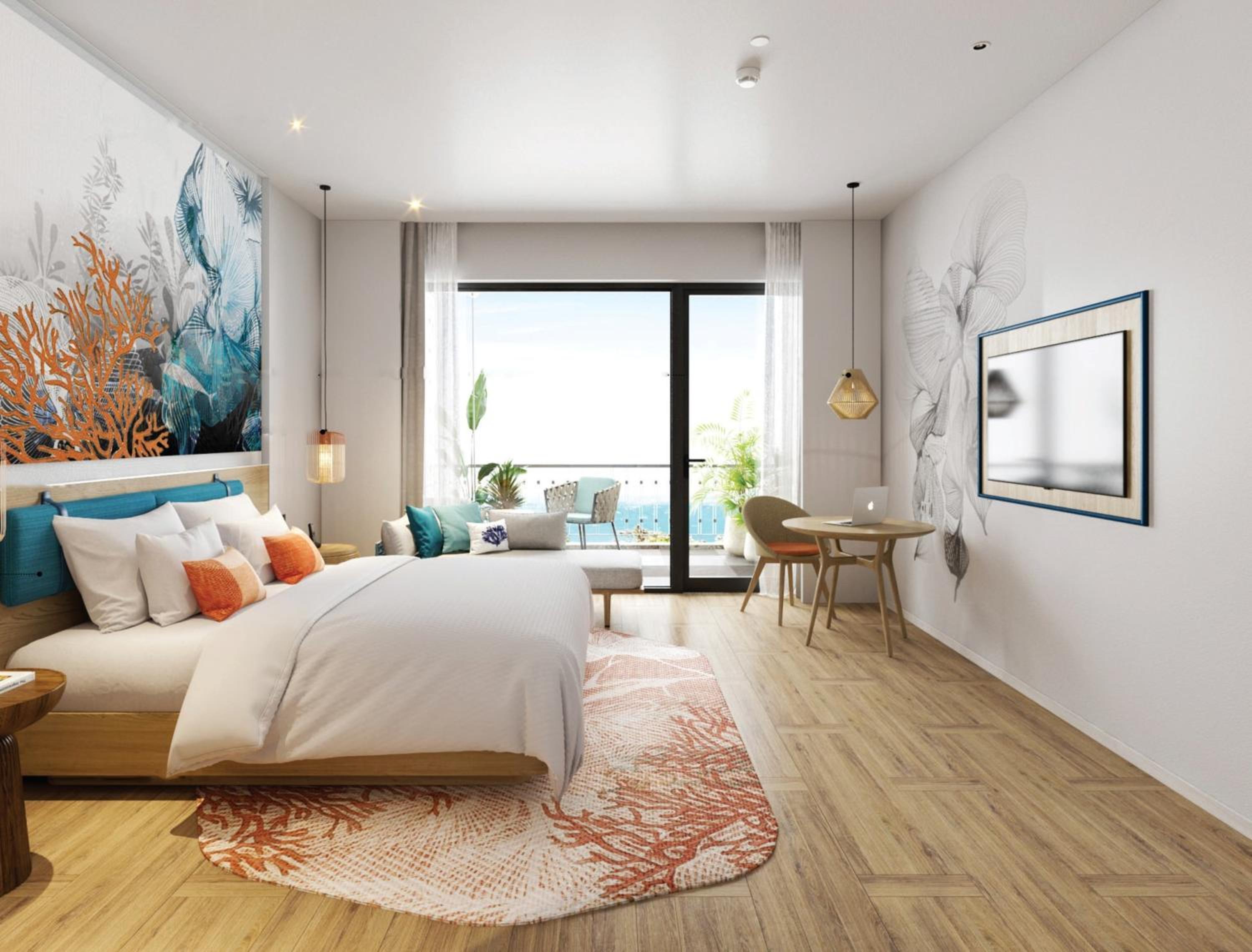Deluxe Ocean View King with Balcony