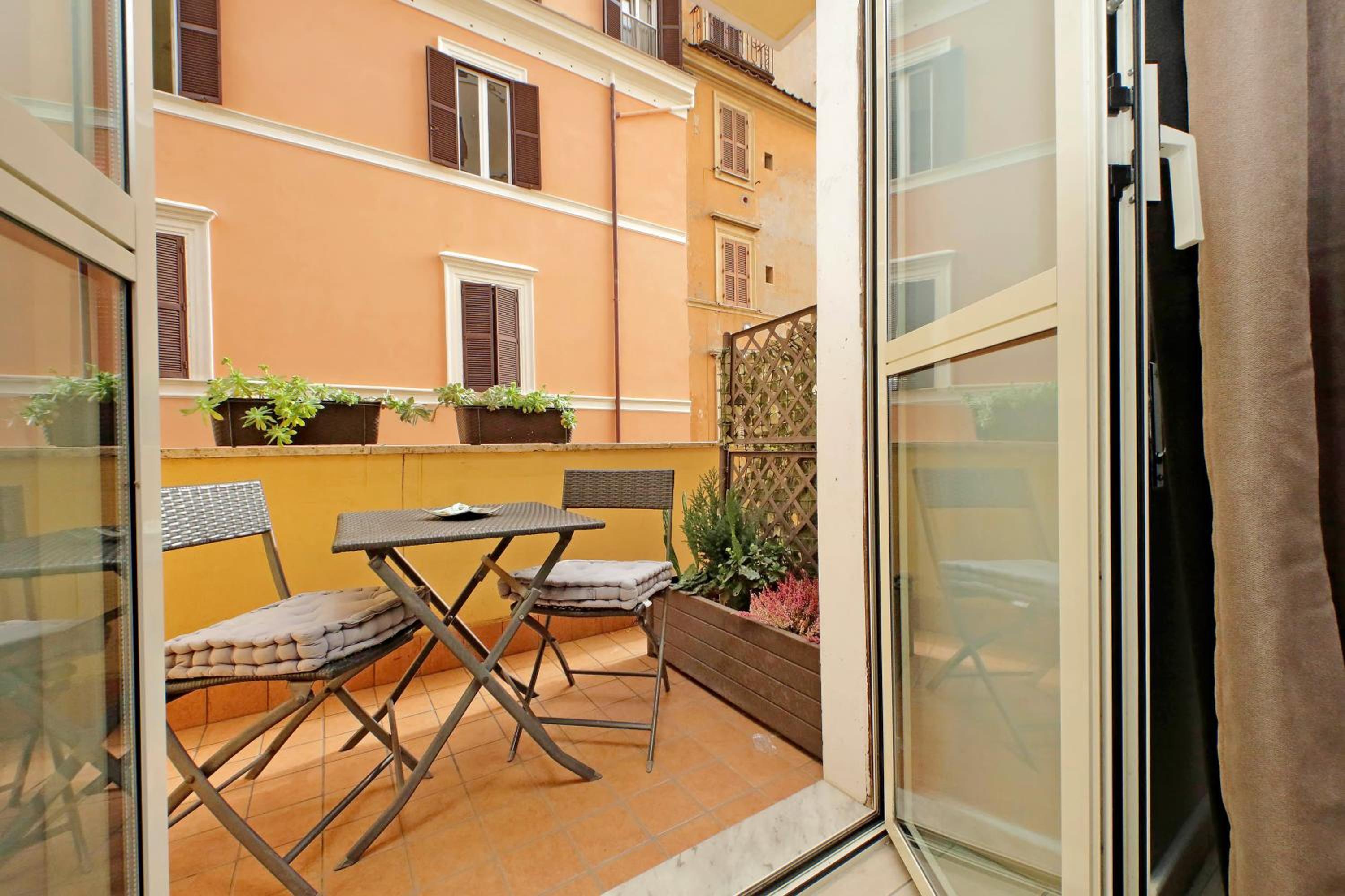 Triple Room with Balcony photo 3