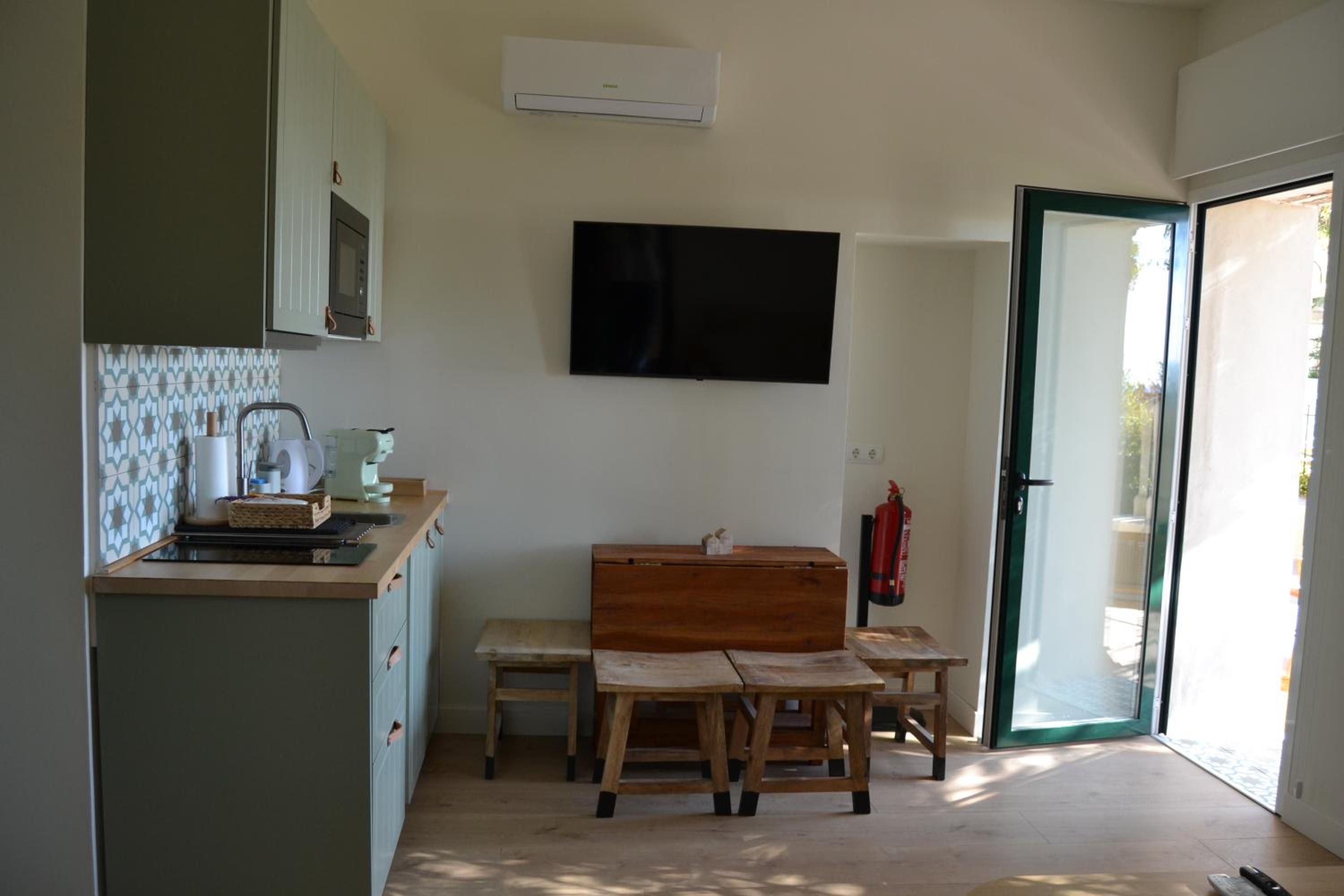 Two-Bedroom Apartment - Photo 17