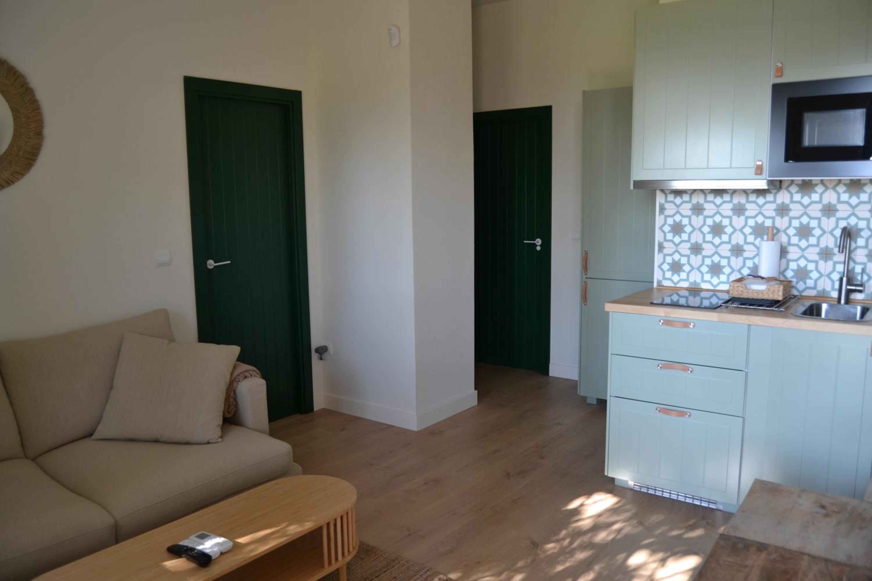 Two-Bedroom Apartment - Photo 6