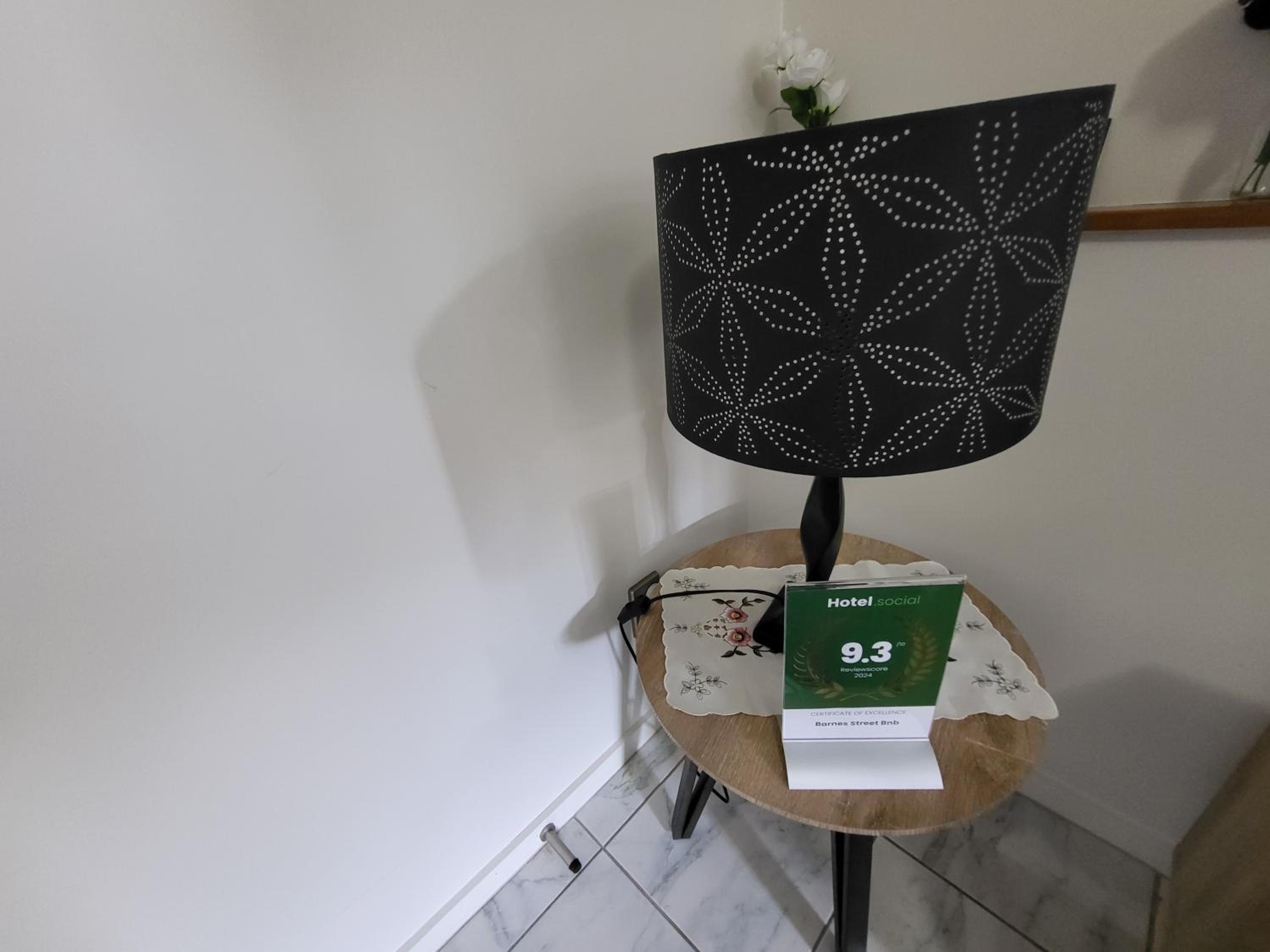 One-Bedroom Apartment - Photo 4