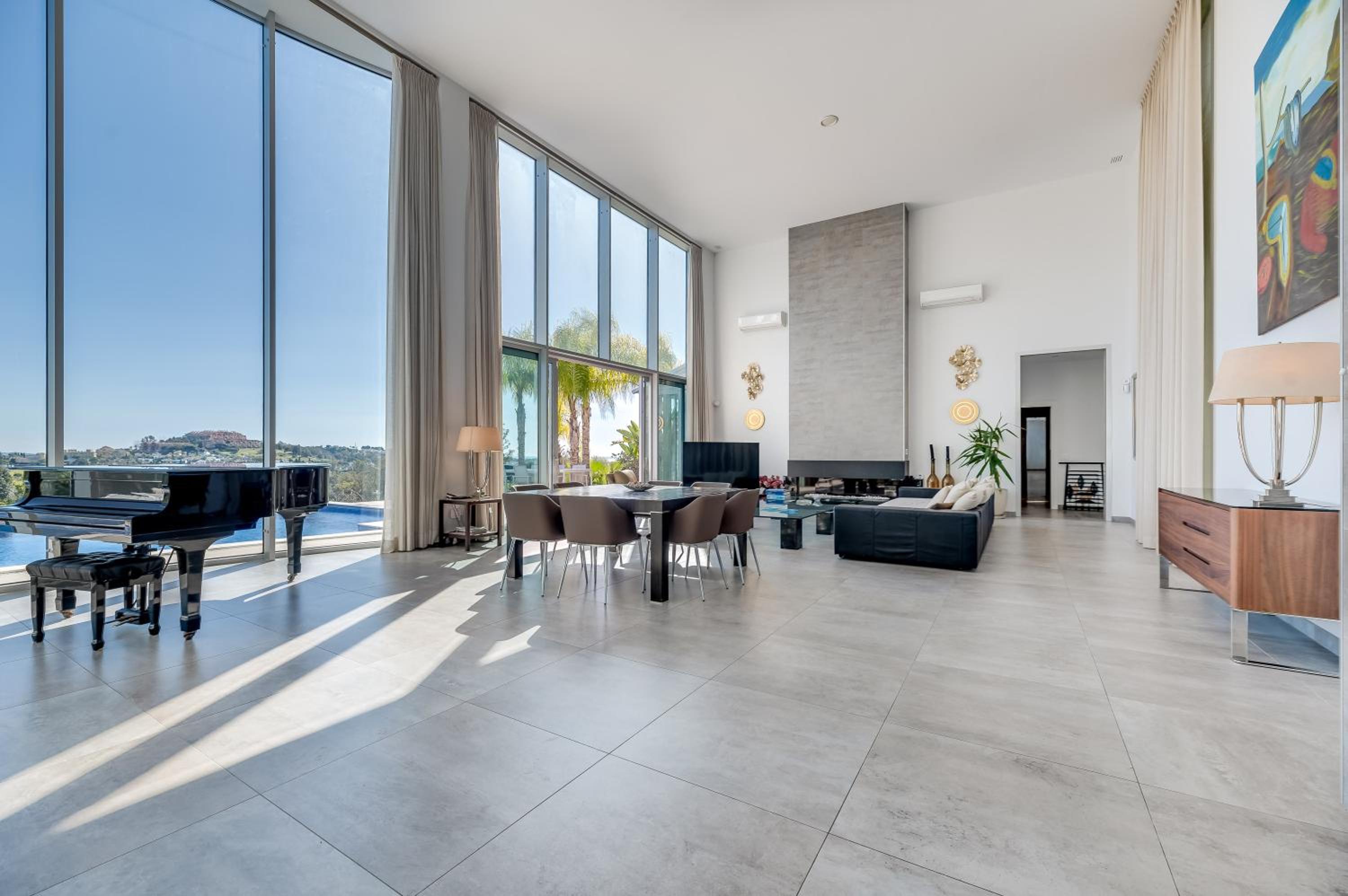 Villa con Vista al Mar