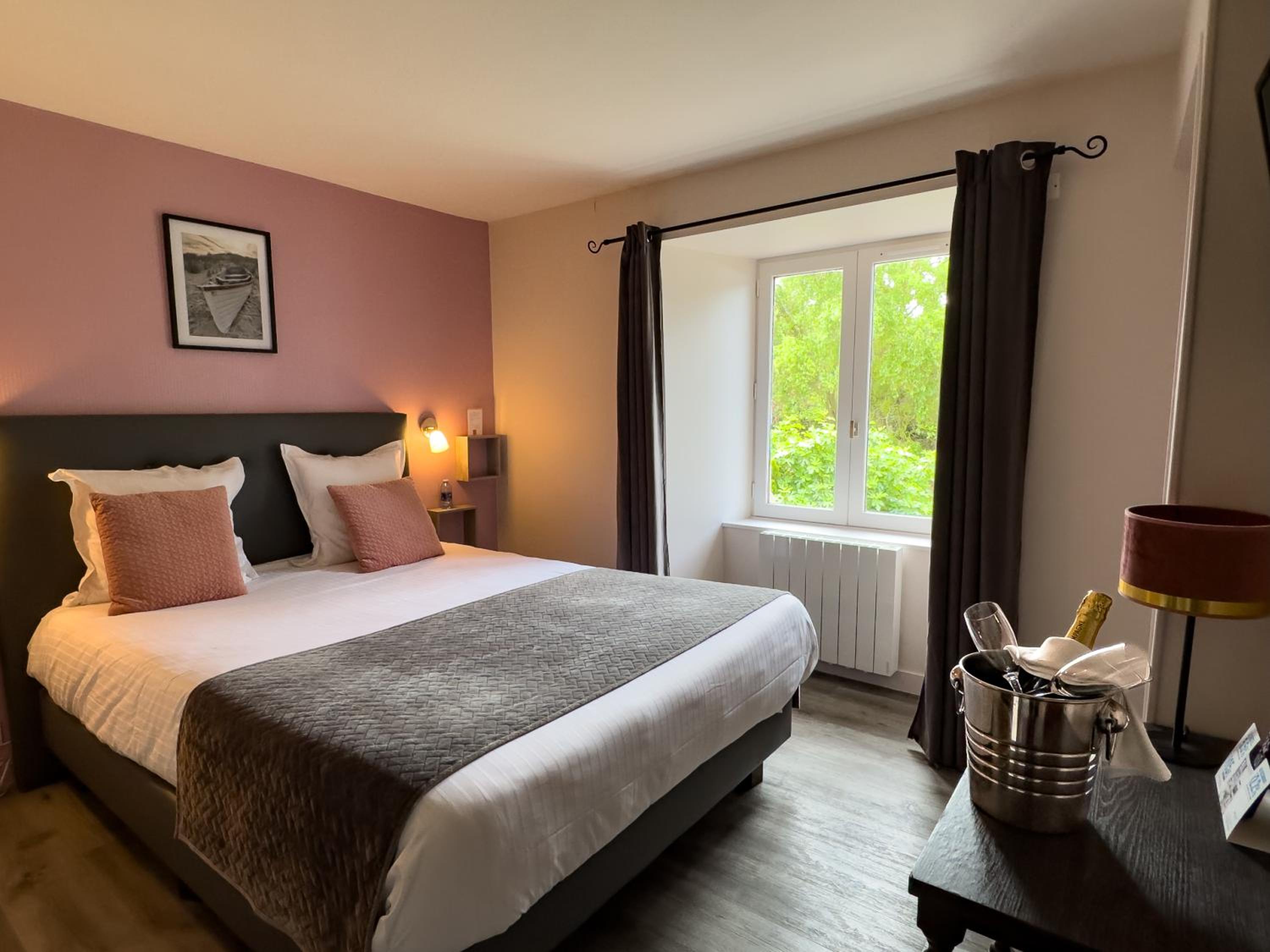 Standard Double Room photo 3