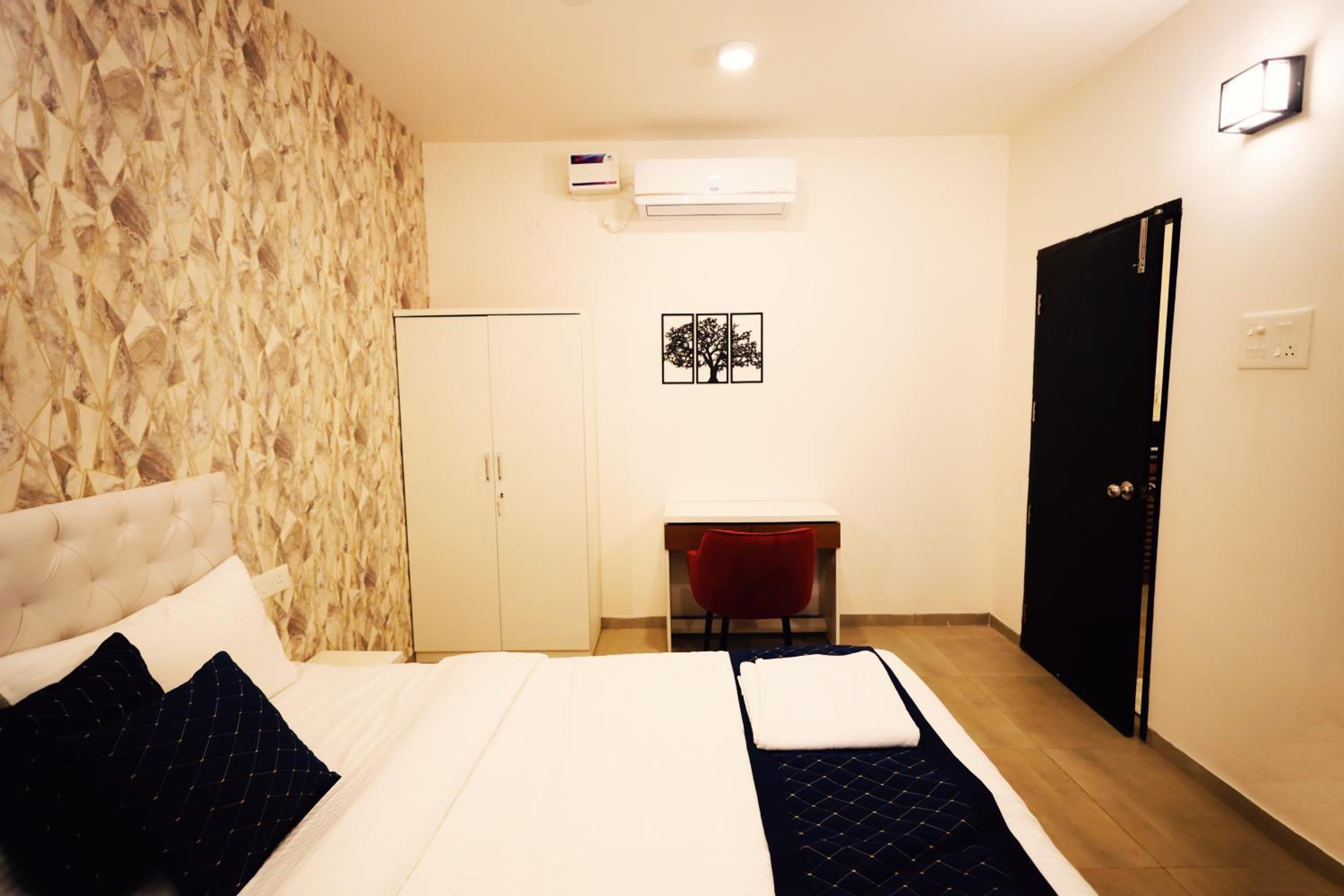 Superior Apartment