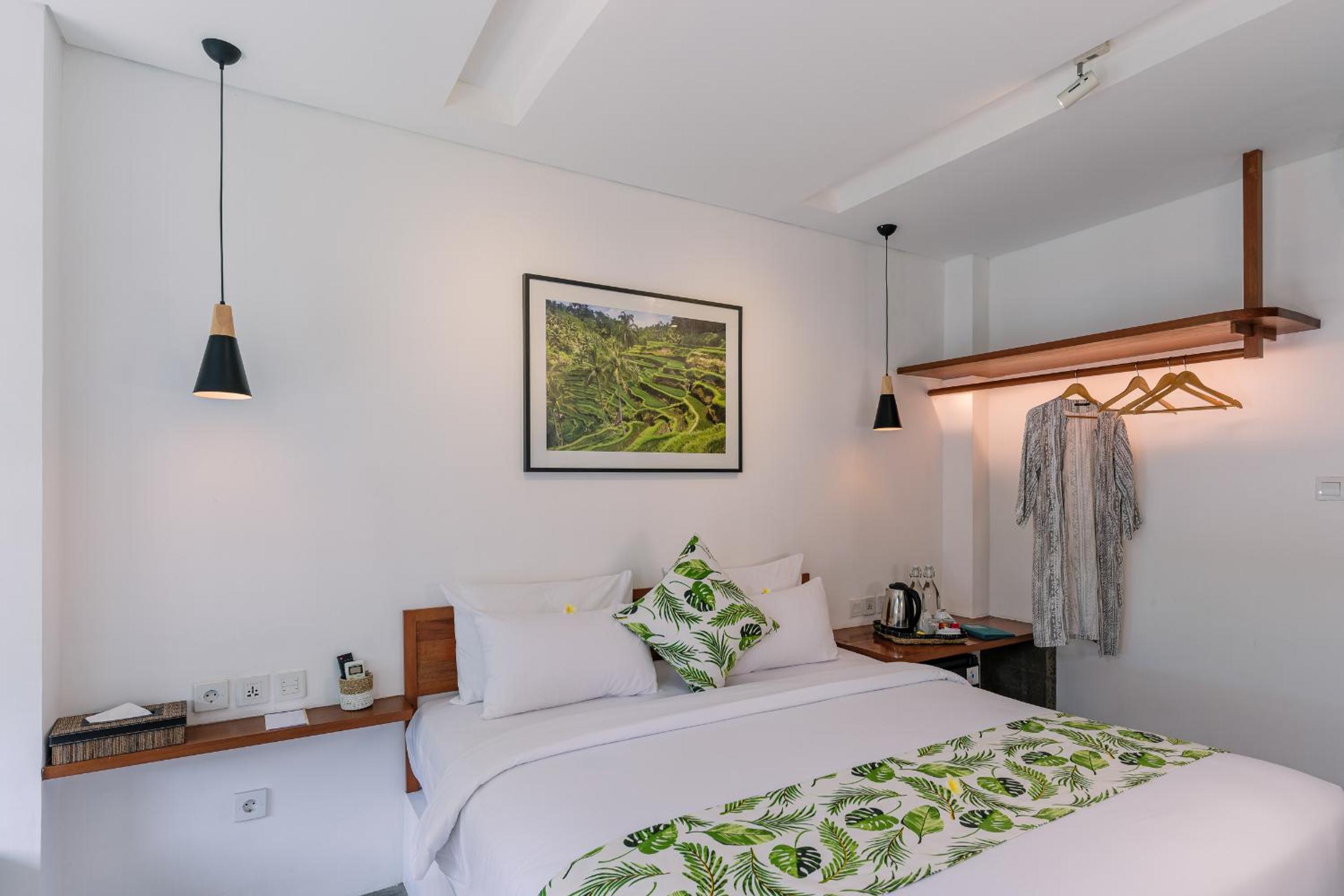Double Room with Balcony - Photo 1