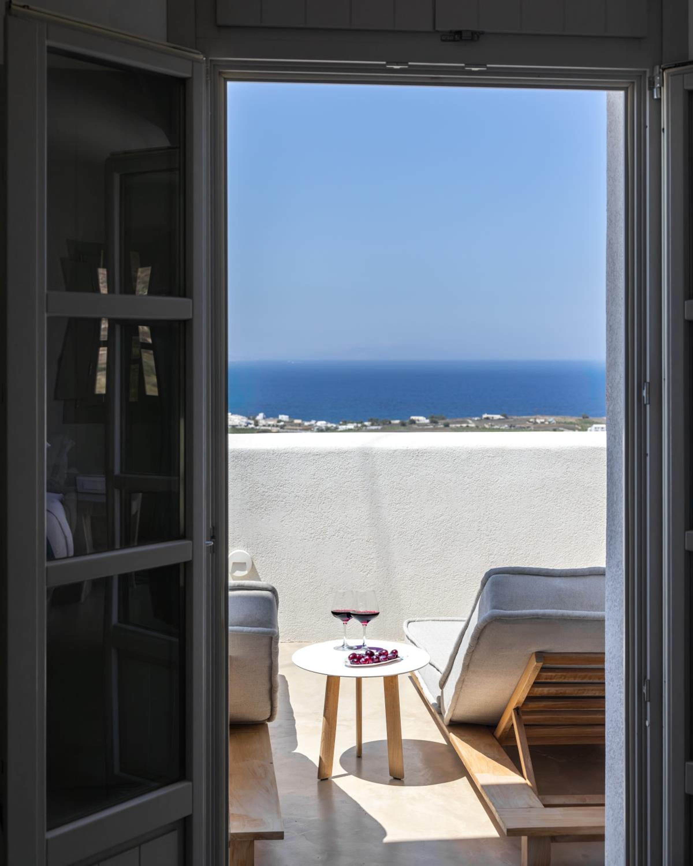 Superior Suite with Sea View and Outdoor Hot tub - Photo 12