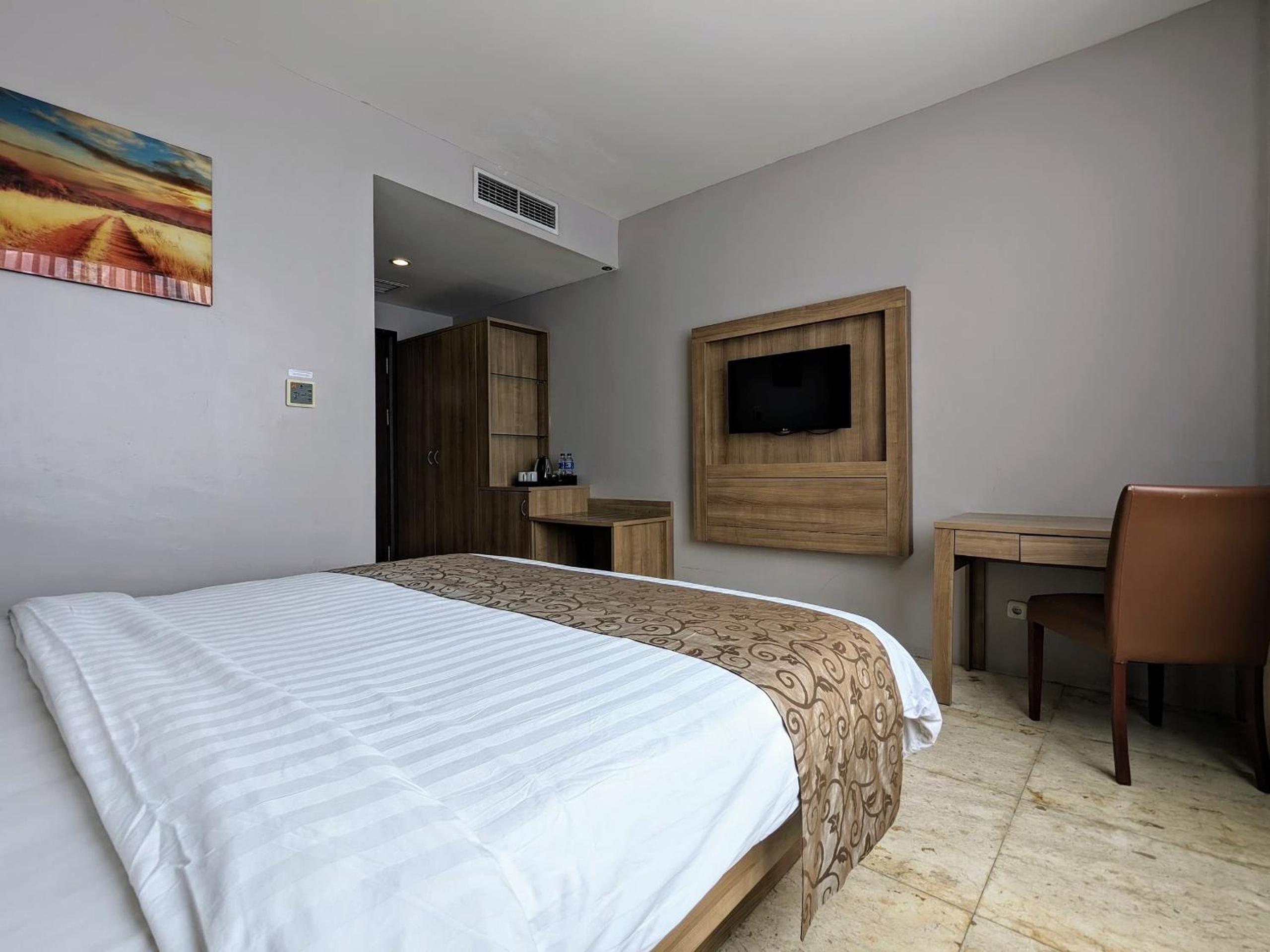 Deluxe Double Room - Photo 2