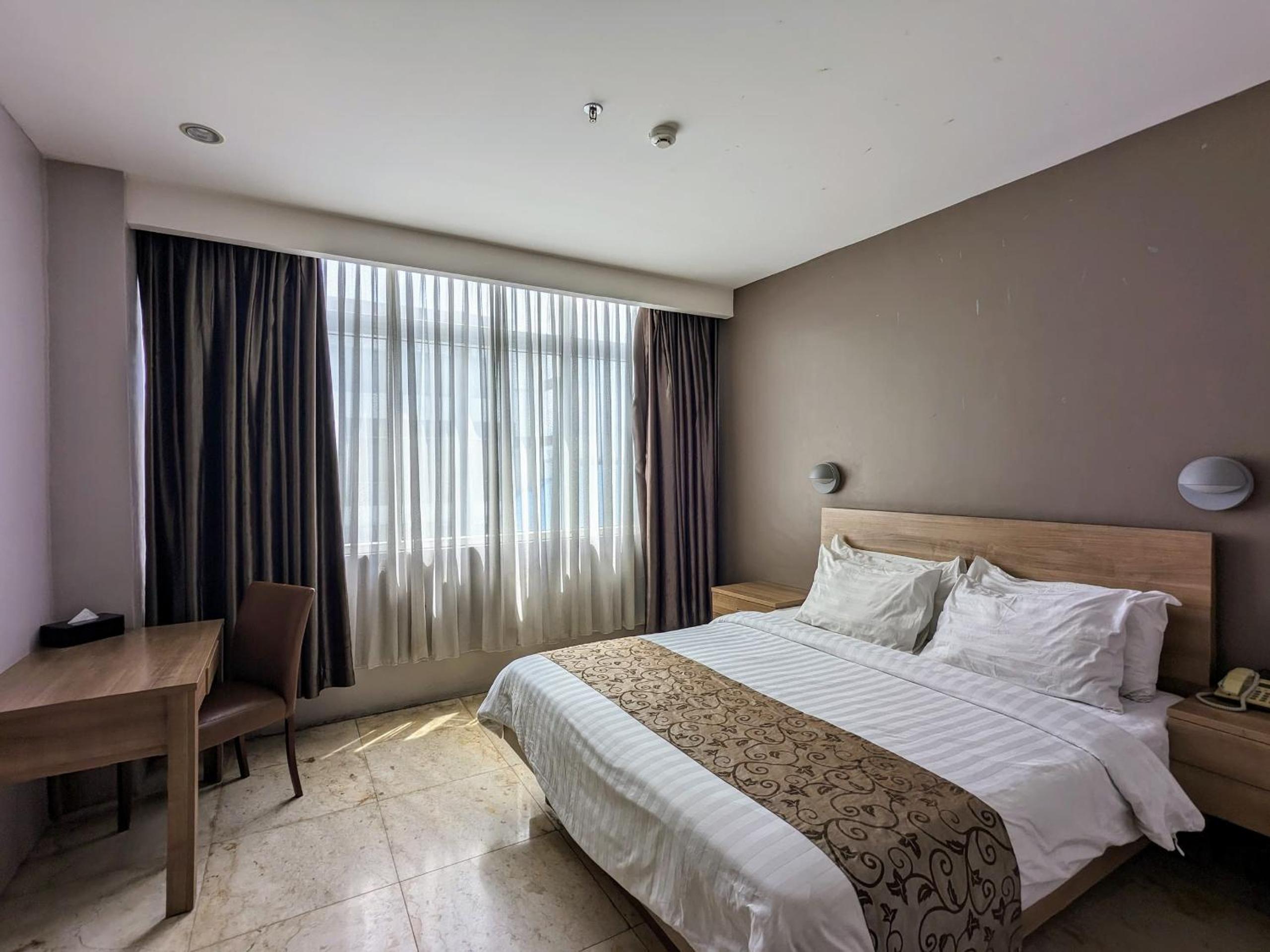Deluxe Double Room - Photo 1