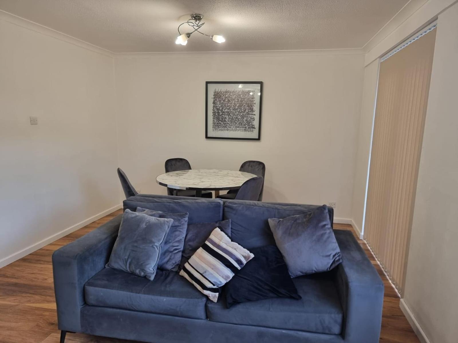 Three-Bedroom House photo 2