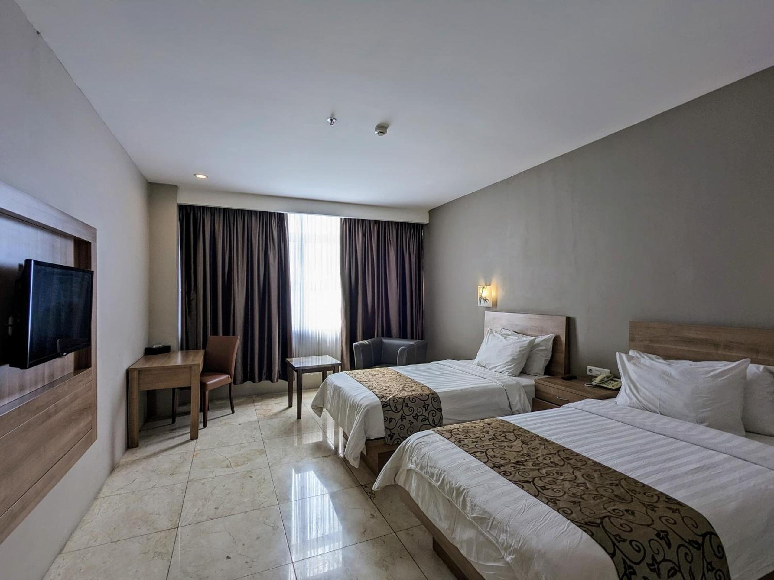 Executive Twin Room - Photo 1