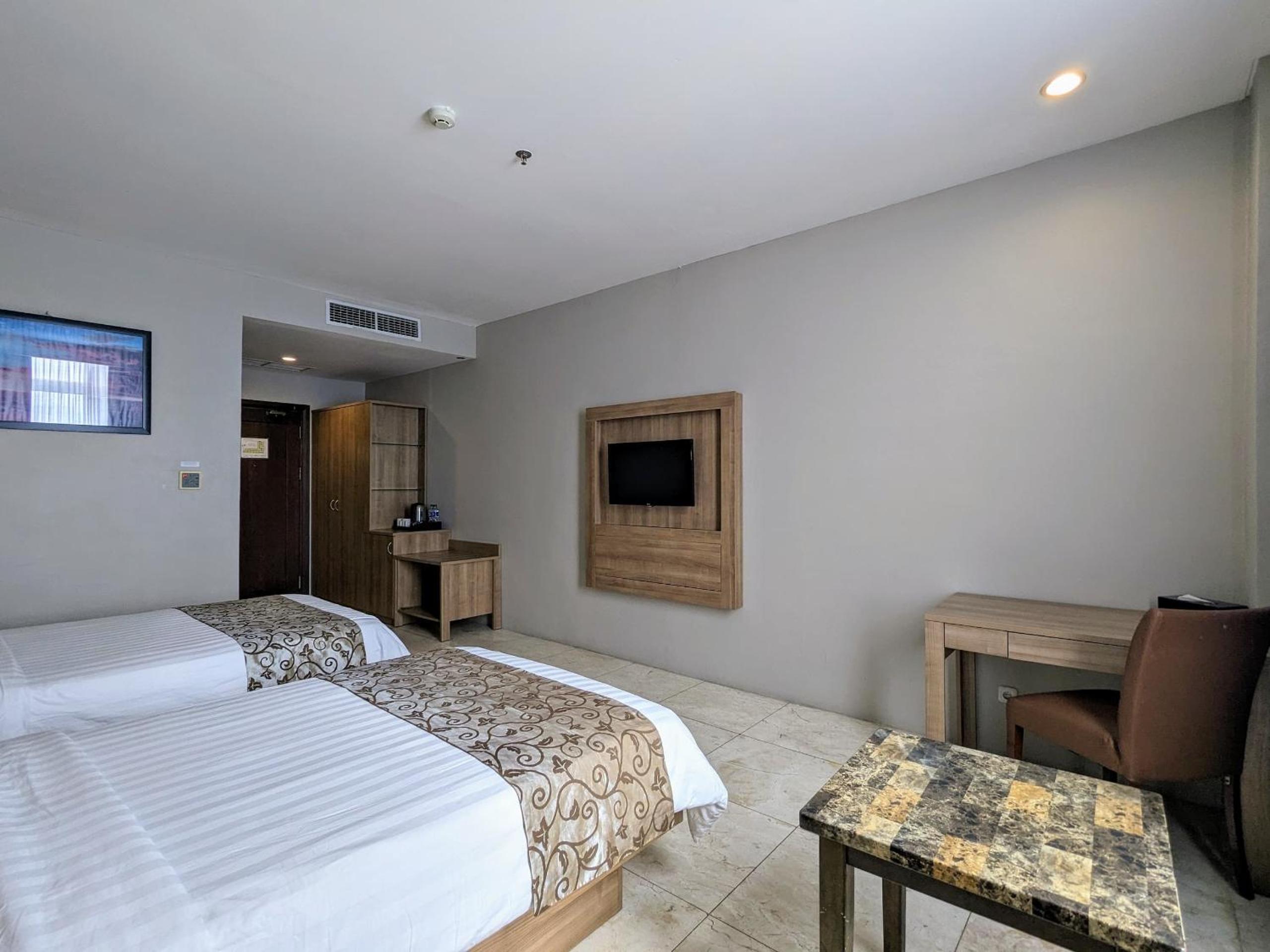 Executive Twin Room - Photo 4