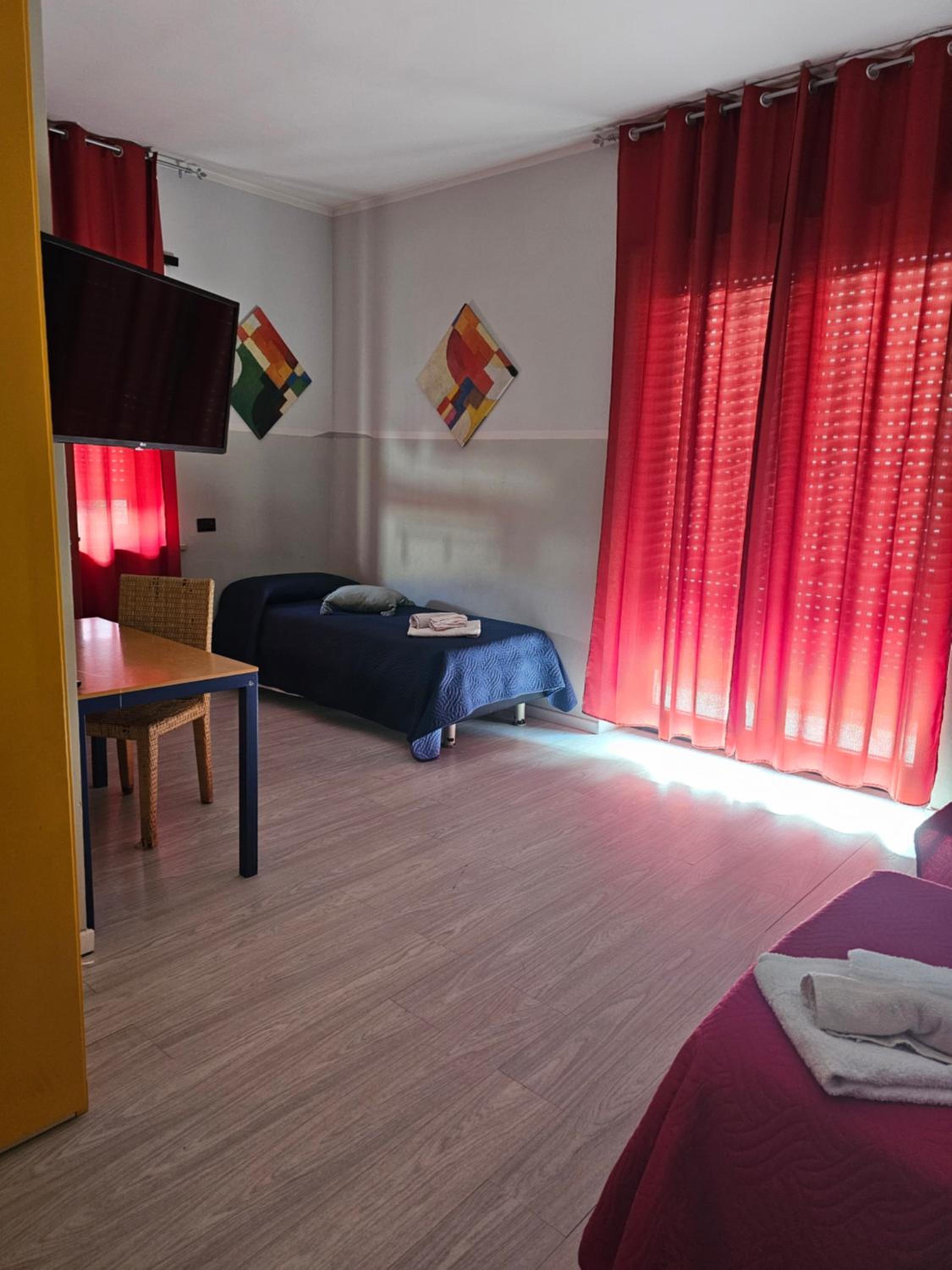 Basic Triple Room photo 2