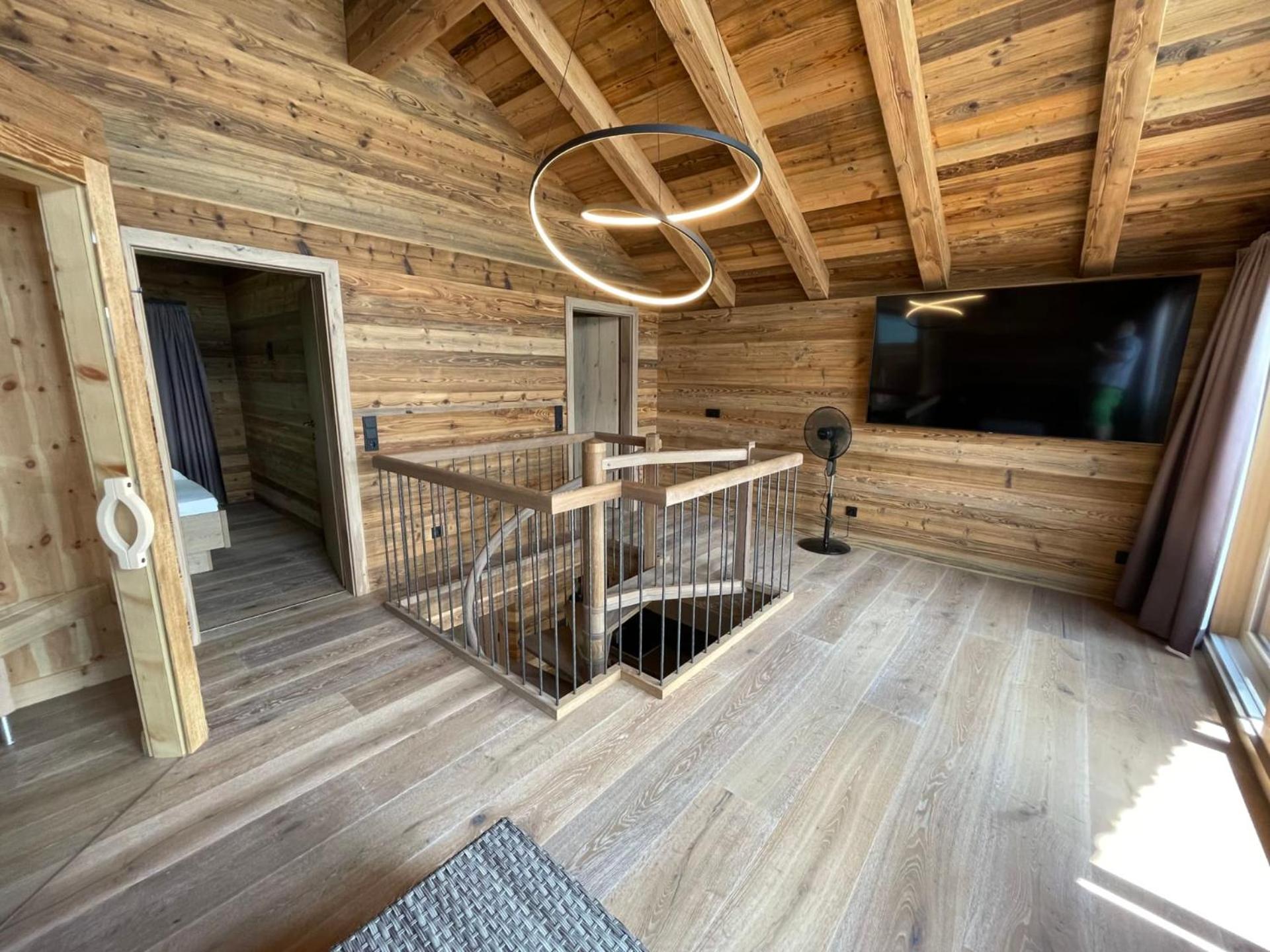 Superior Chalet