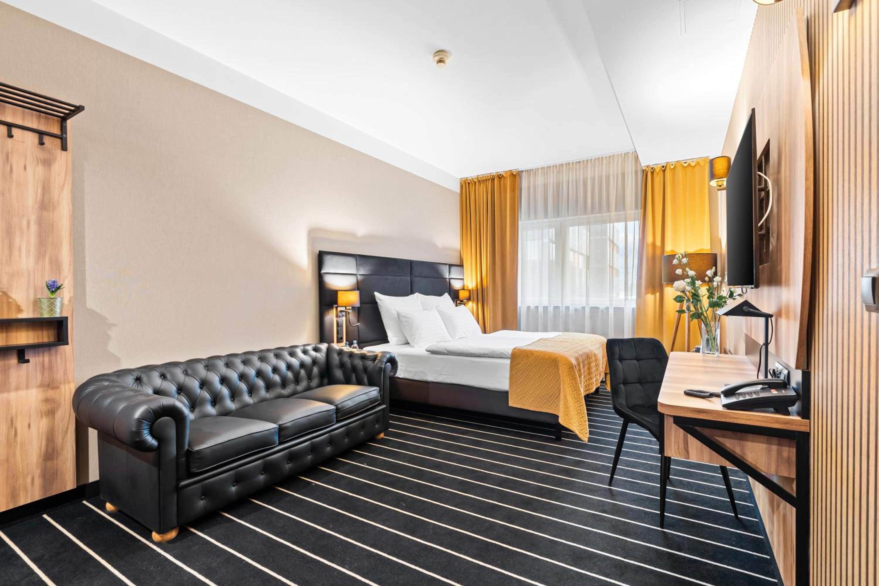 Family Triple Room - Photo 4