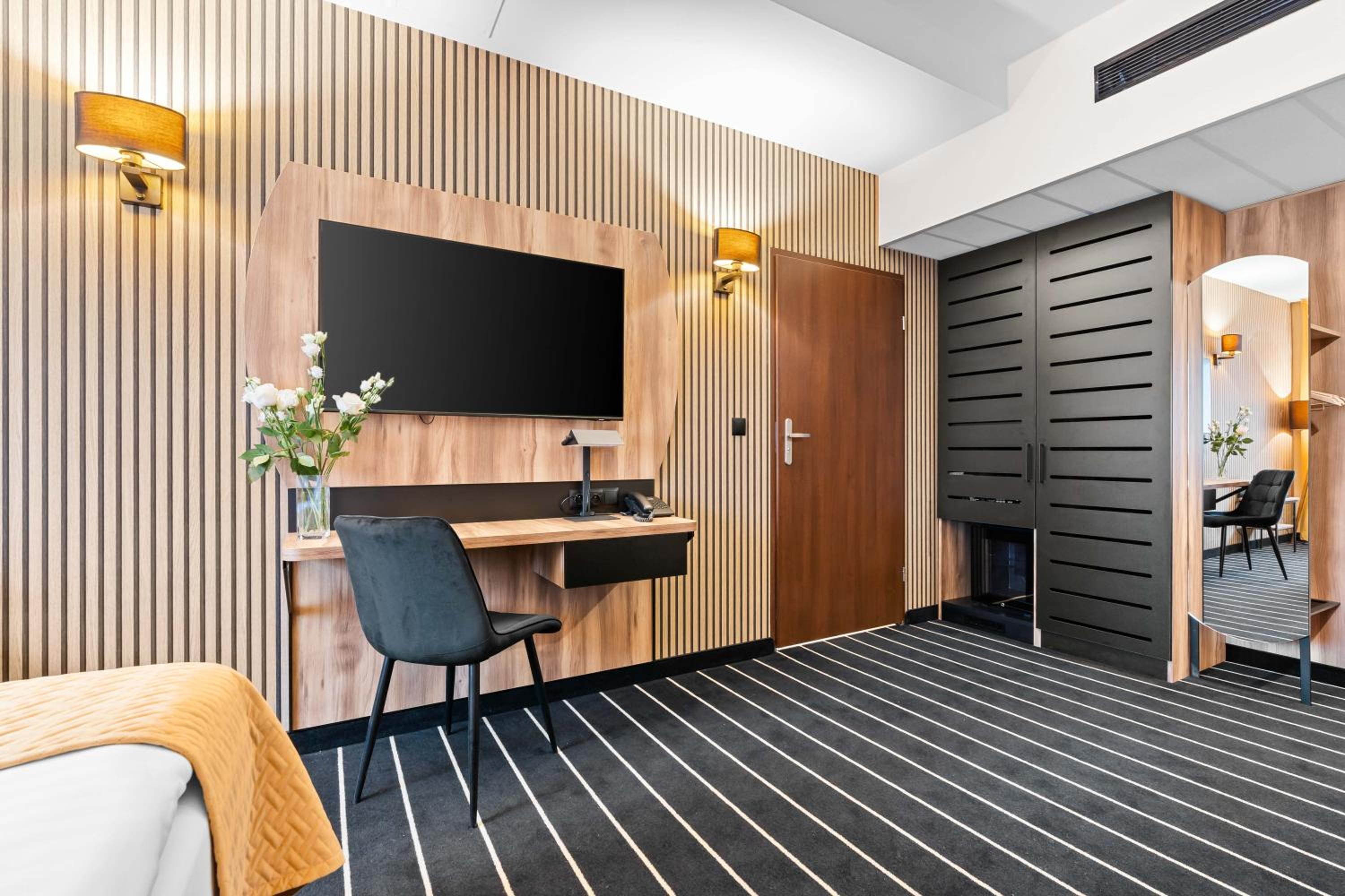 Family Triple Room - Photo 5