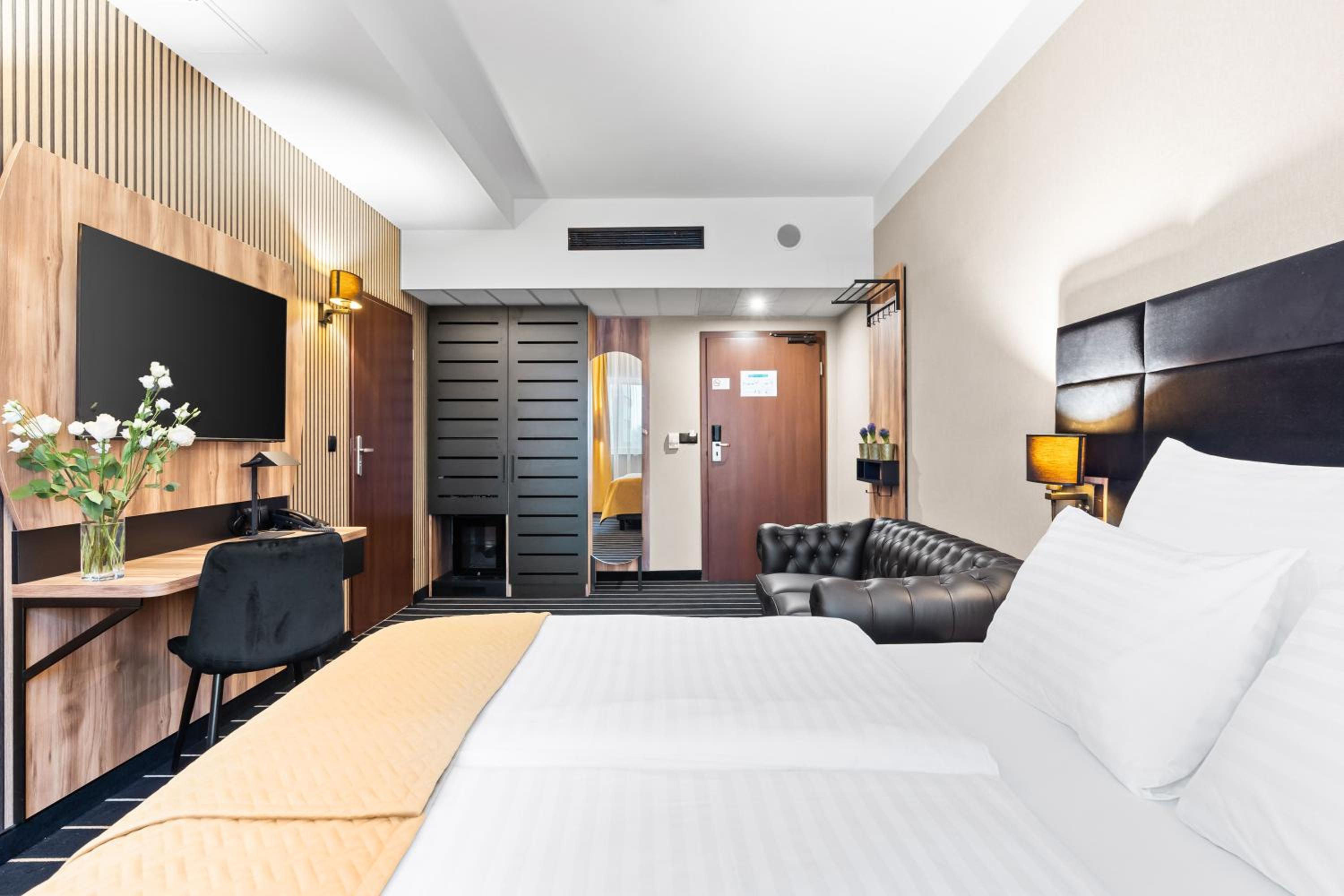 Family Triple Room - Photo 7