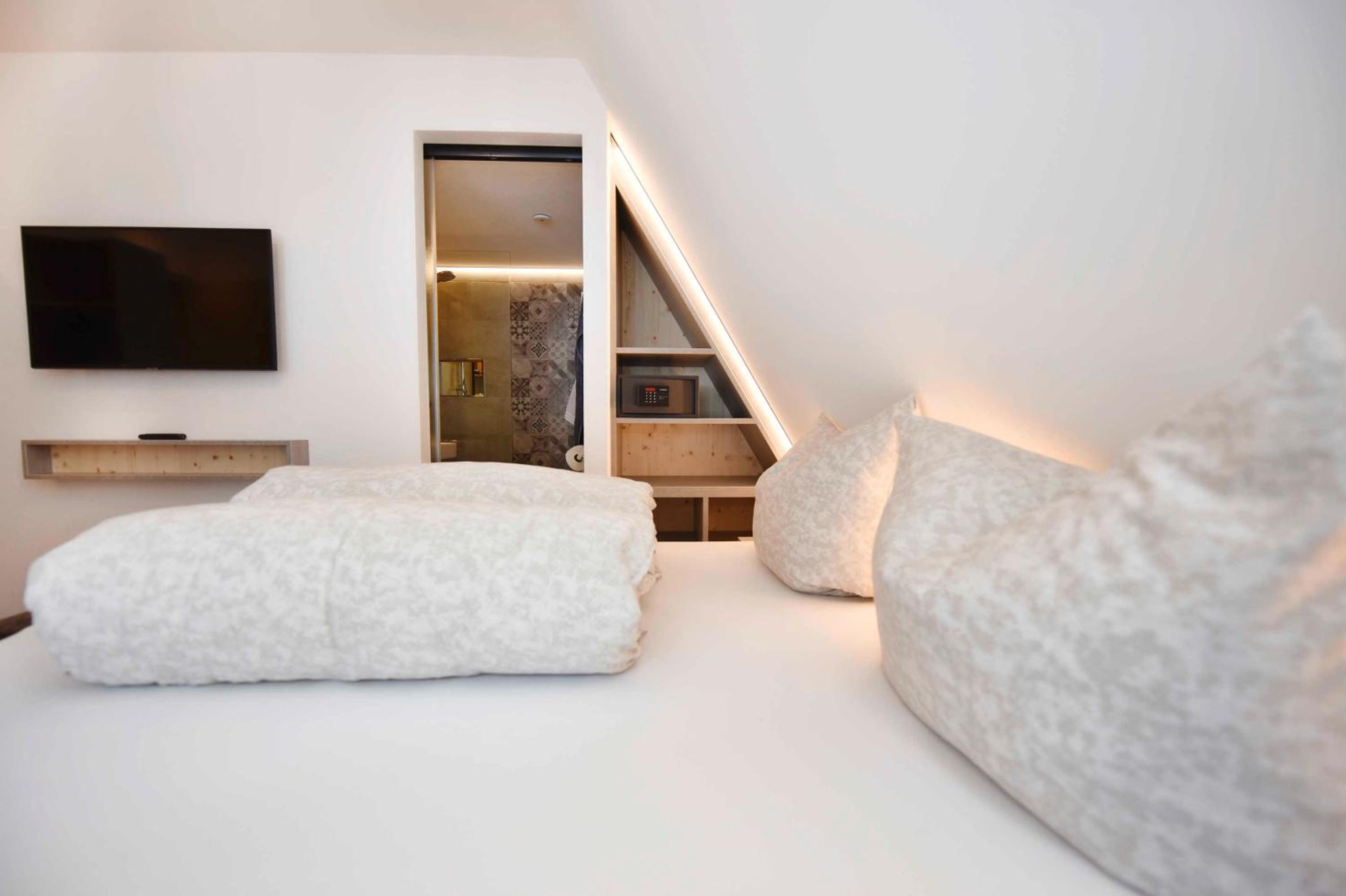 Apartment With Mountain View photo 3