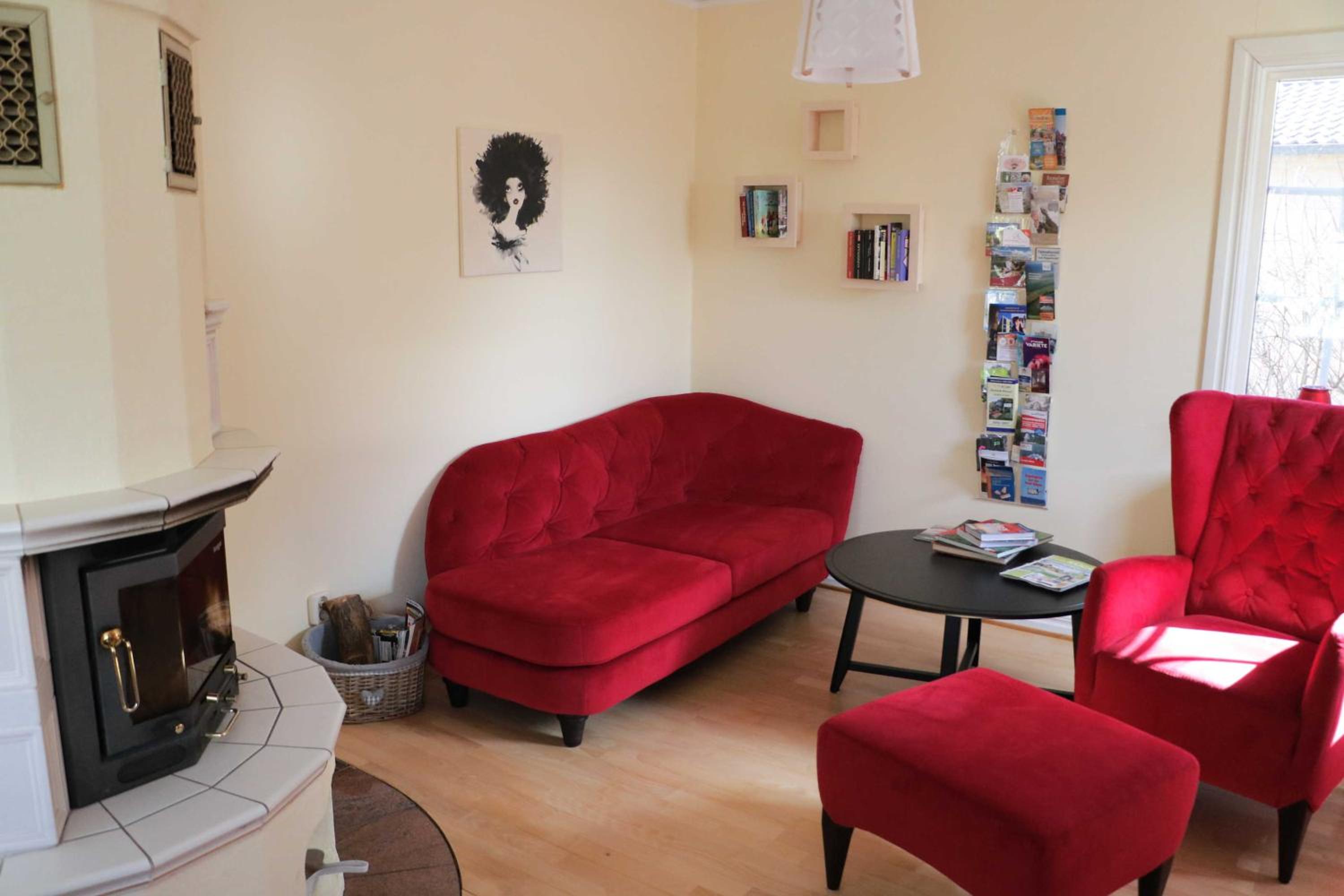 Three-Bedroom House photo 3