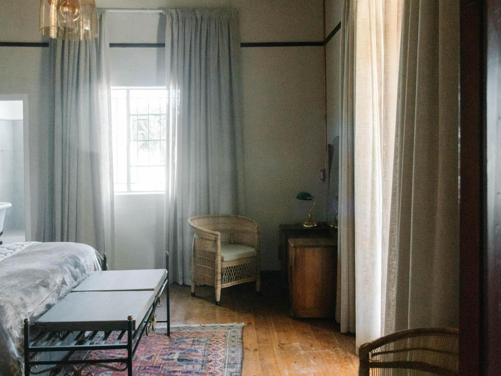 Deluxe King Room photo 3