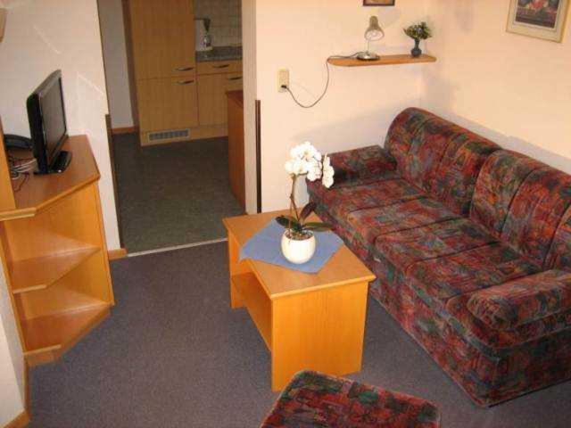 One-Bedroom Apartment with Balcony photo 2
