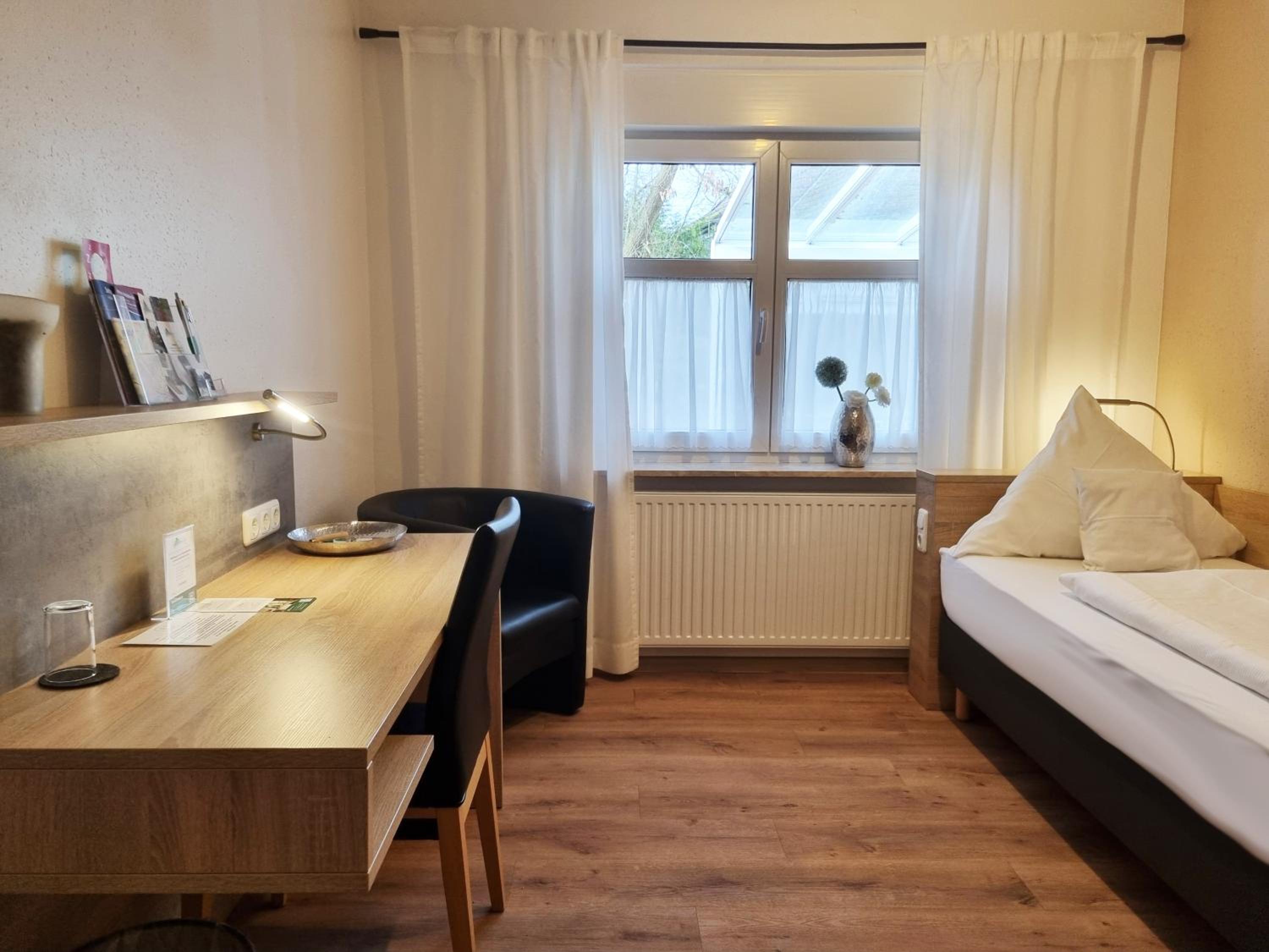 Standard Single Room
