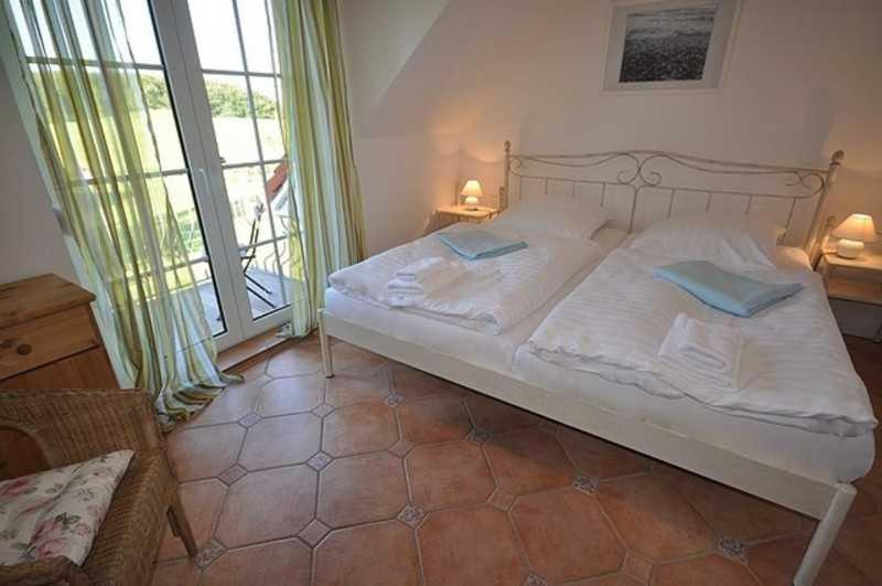 Two-Bedroom Apartment with Balcony photo 1