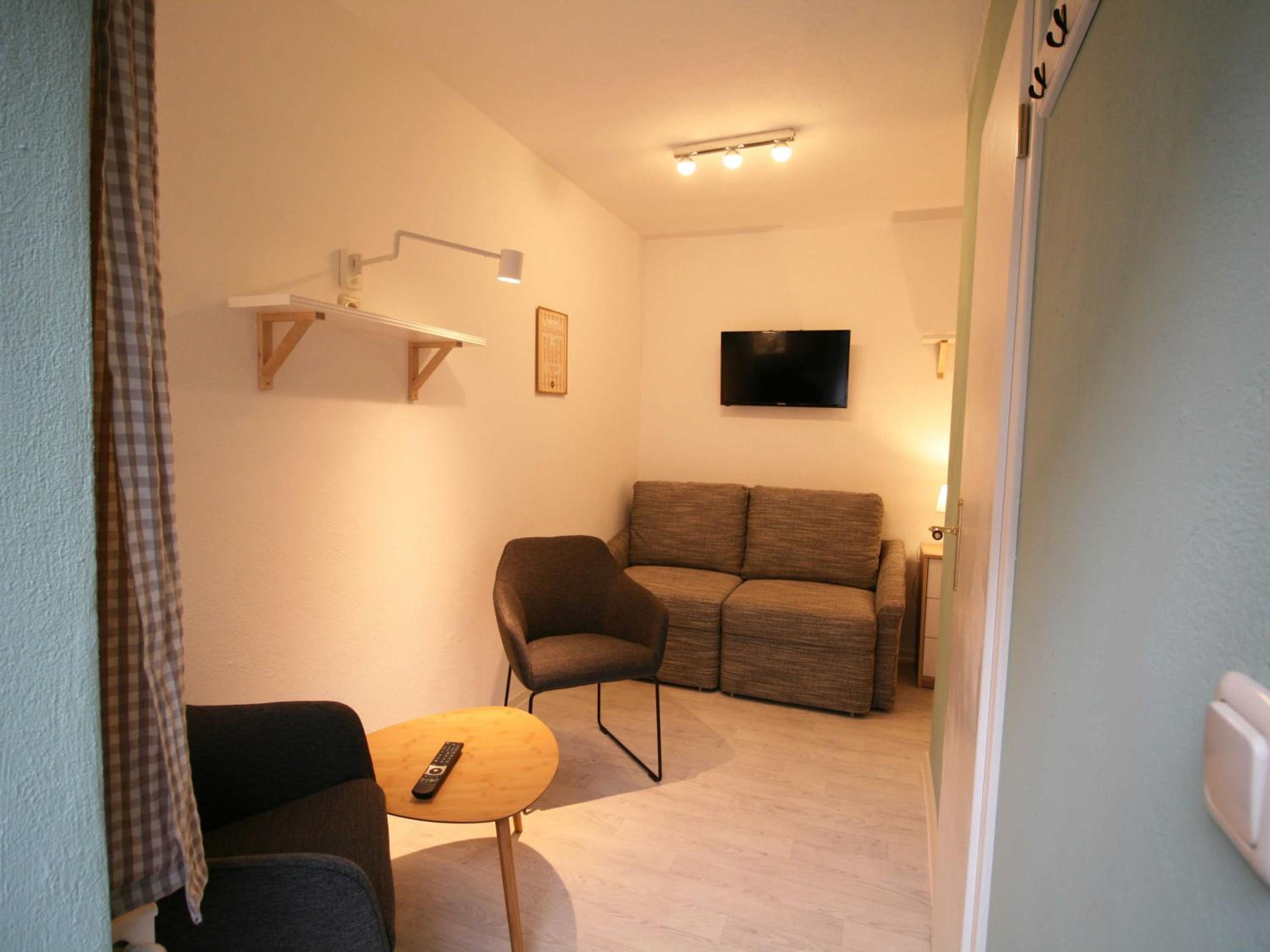 Apartment with Shower