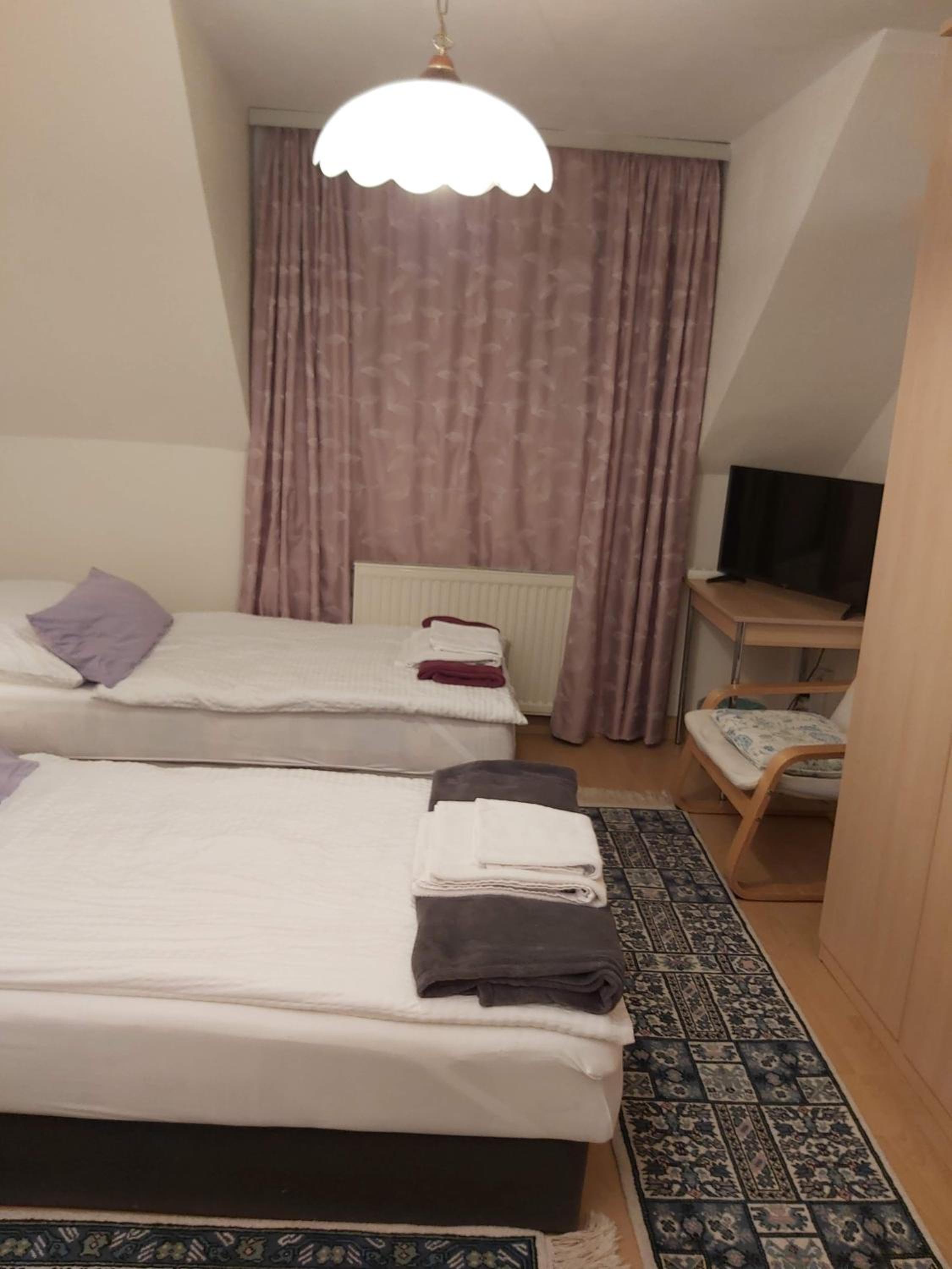 One-Bedroom Apartment with Balcony photo 3
