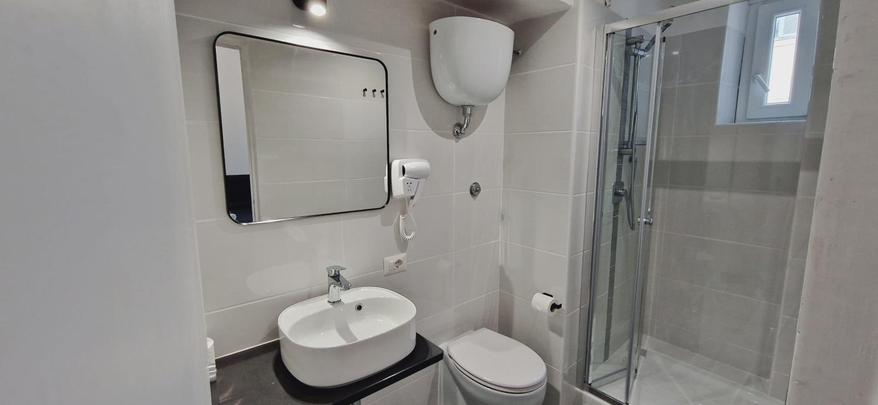 Double Room with Extra Bed photo 3