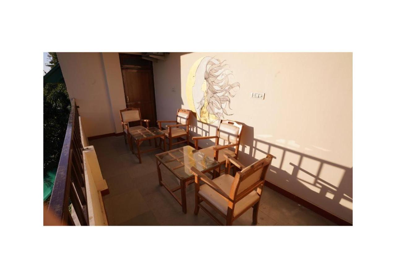 Deluxe Room - Photo 7