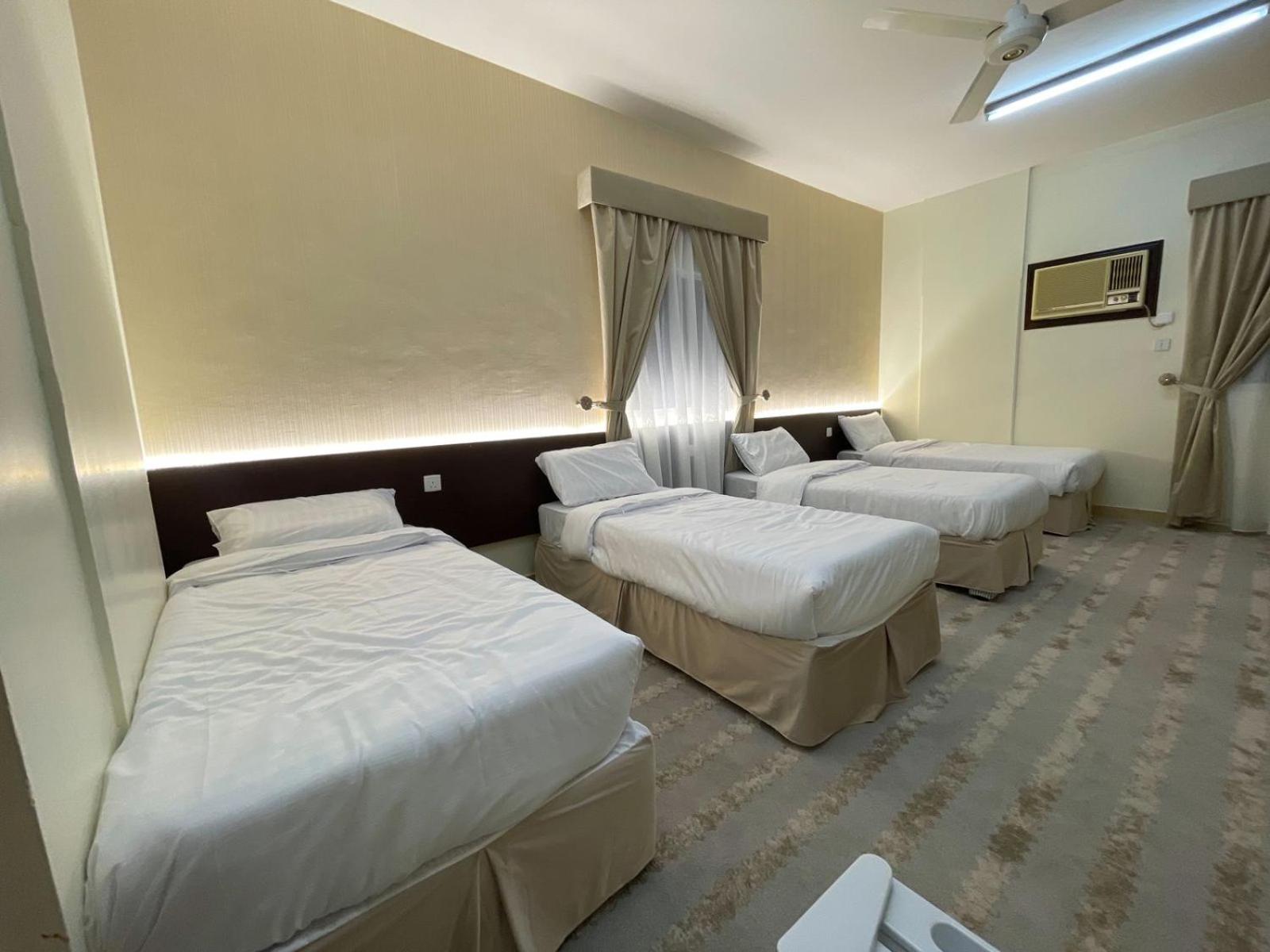 Double Or Twin Room With Private Bathroom photo 2