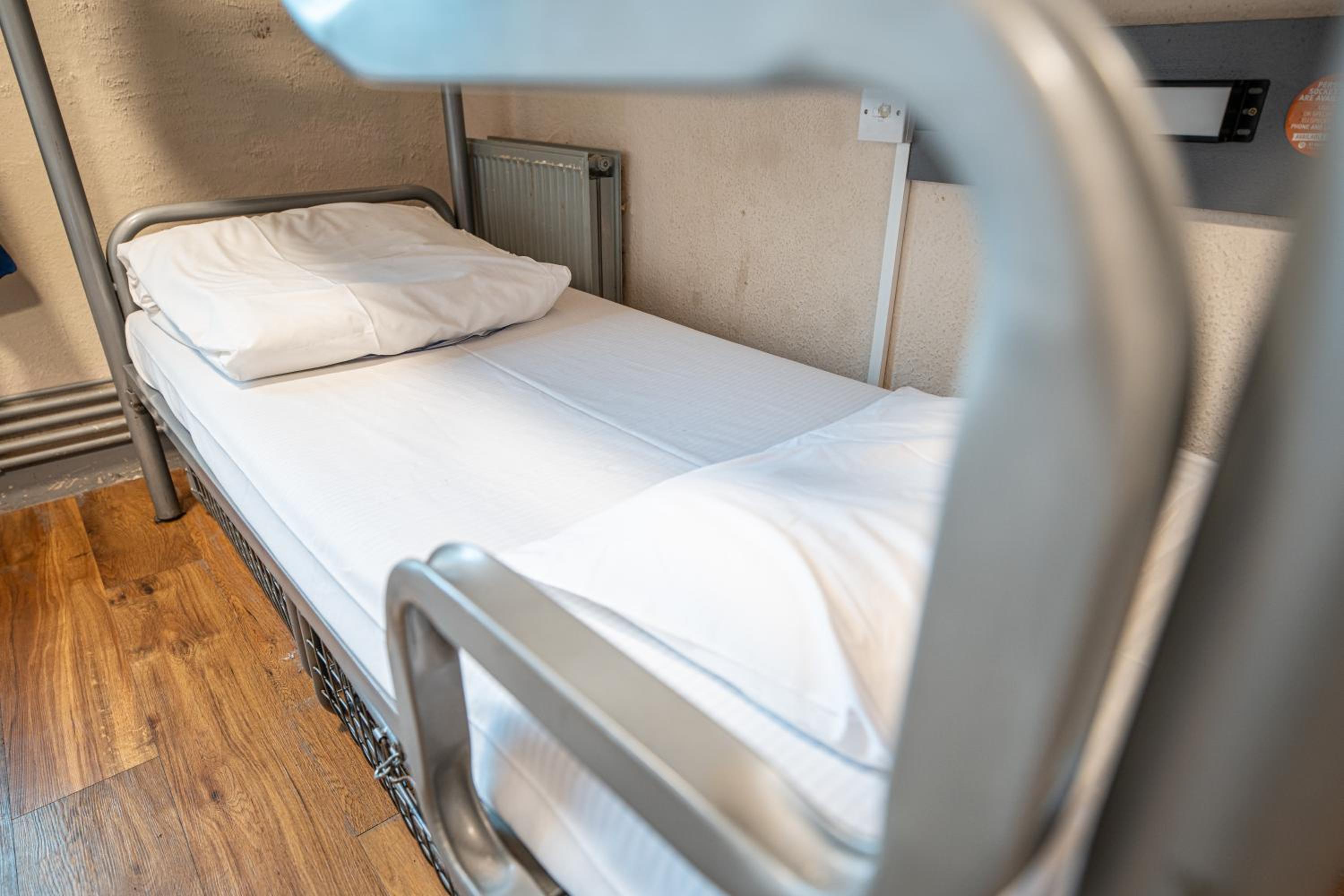 Bed in 4-Bed Mixed Dormitory Room with External Shared Bathroom photo 1