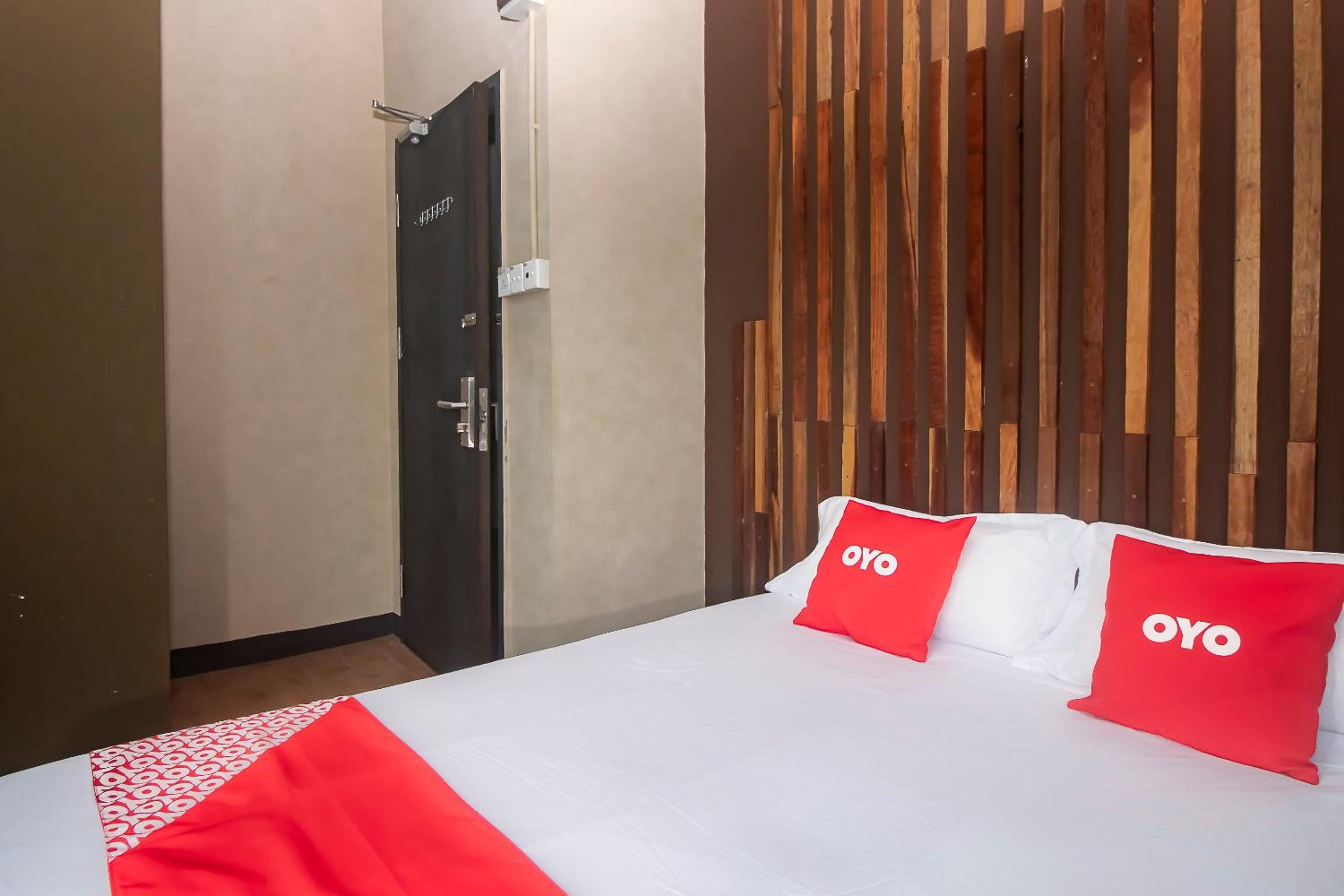 Deluxe Double Room - Photo 4