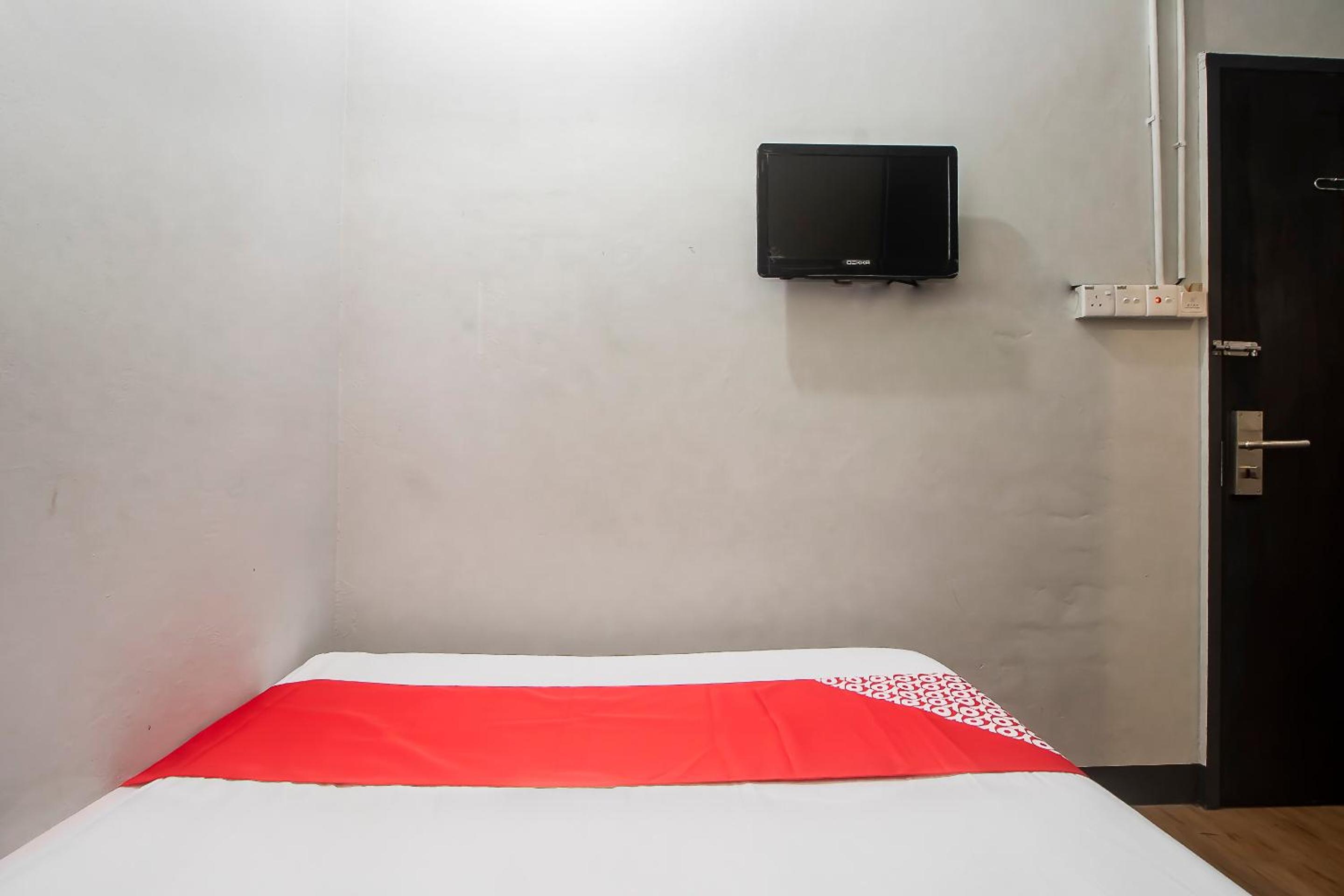 Standard Double Room - Photo 4