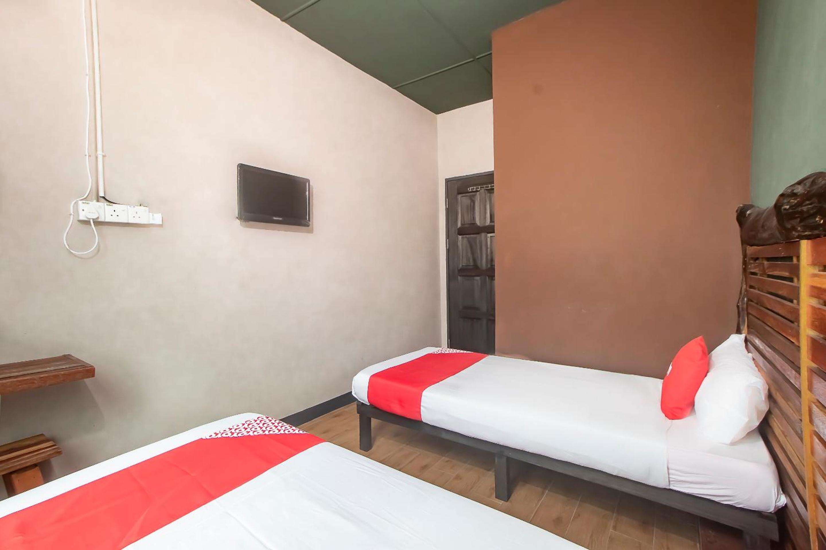 Deluxe Twin Room - Photo 4
