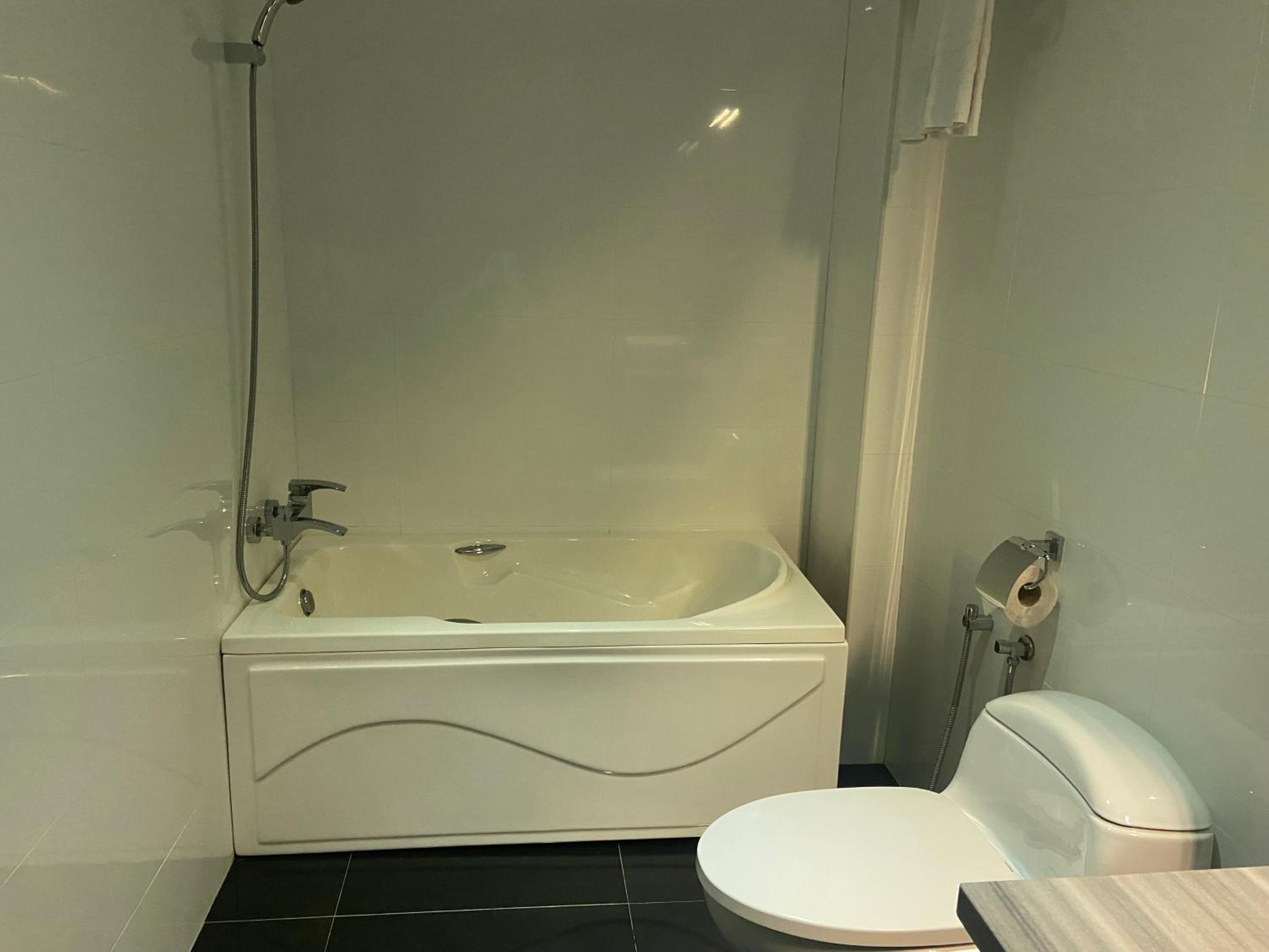Family Suite - Photo 8