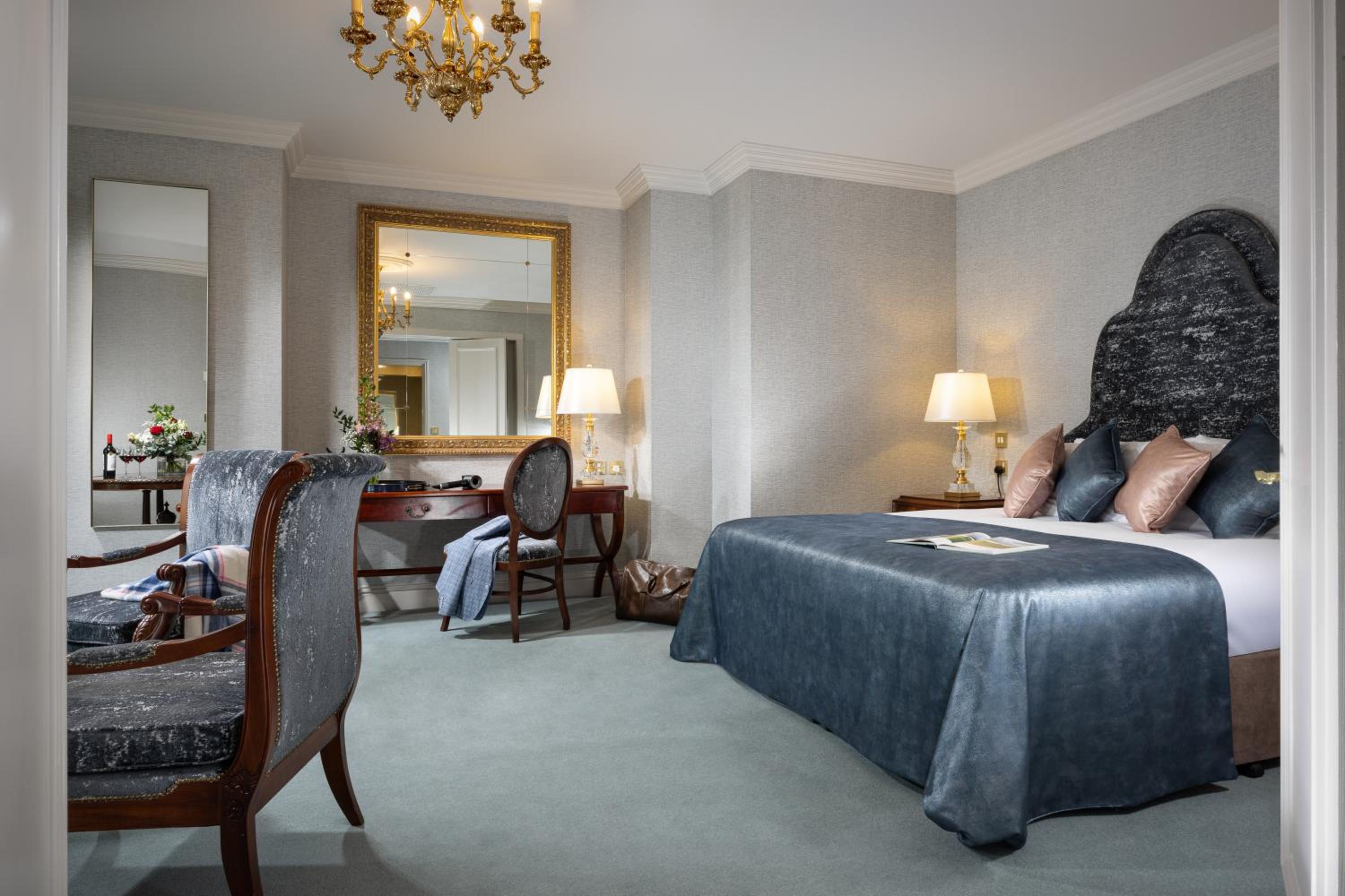 Two-Bedroom Suite photo 1