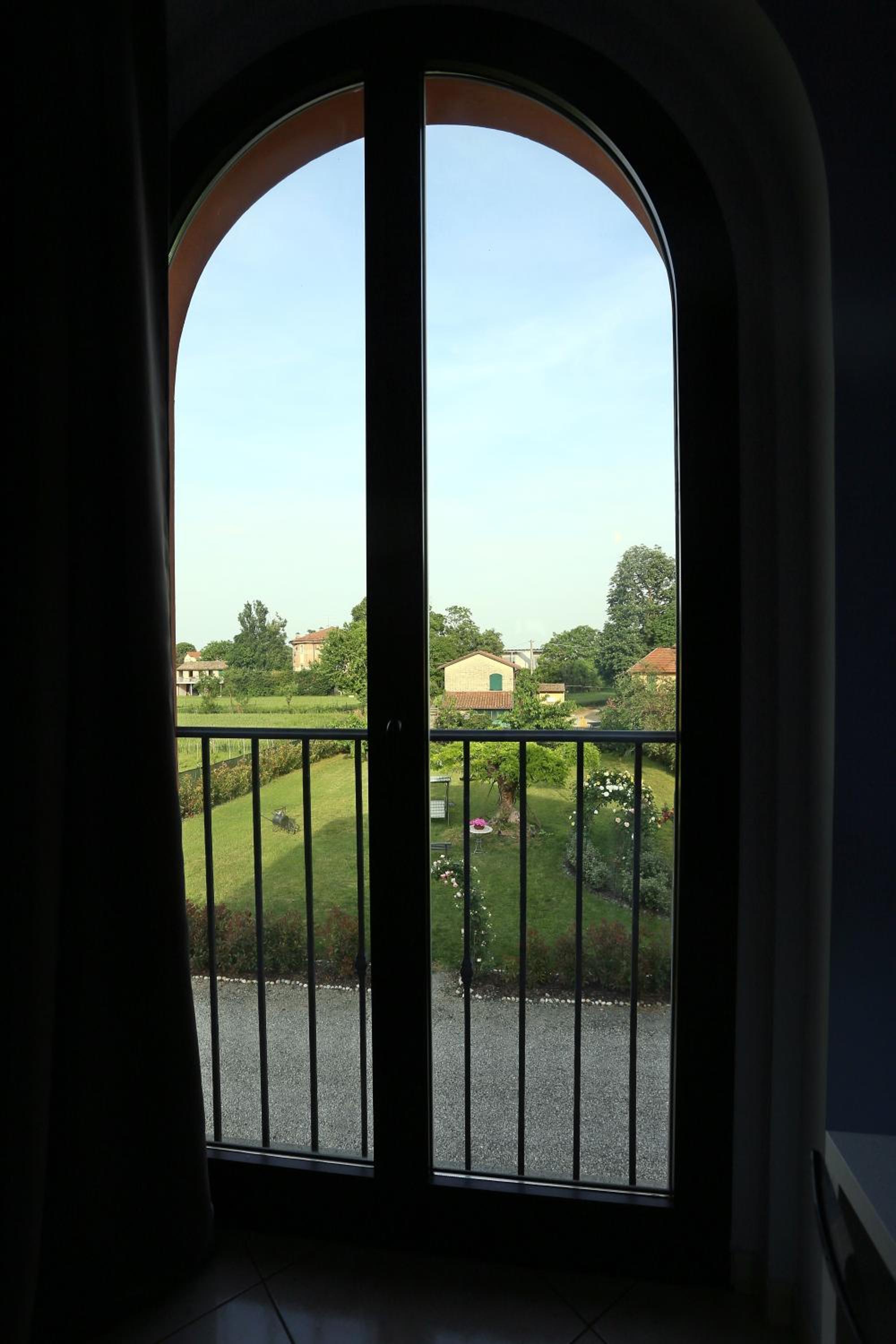 Double or Twin Room with Garden View photo 3