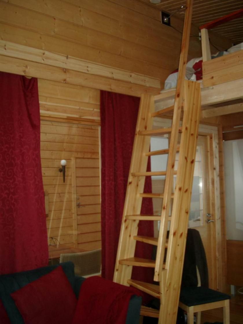 One-Bedroom House photo 1