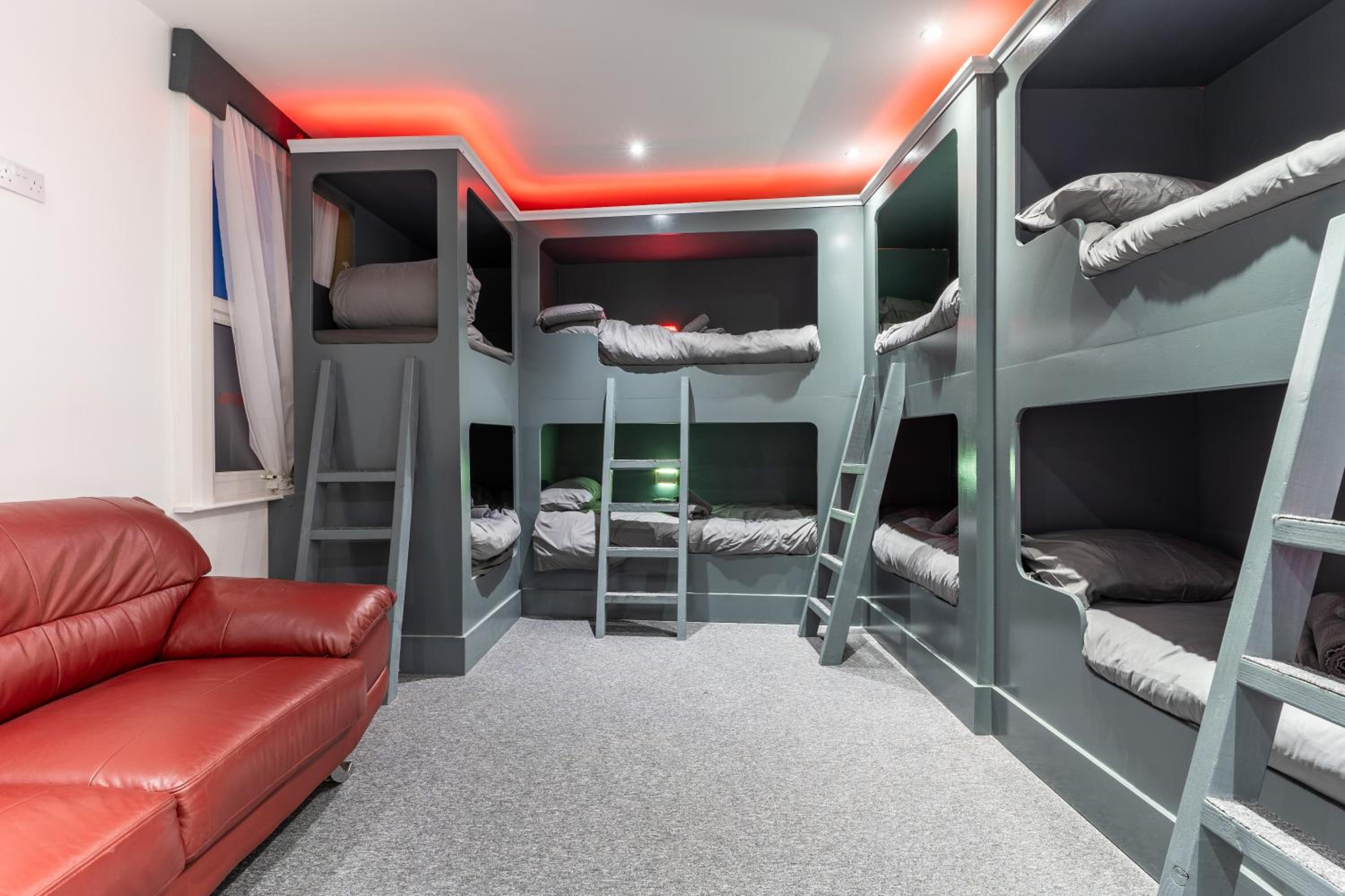 Comfort Quadruple Room