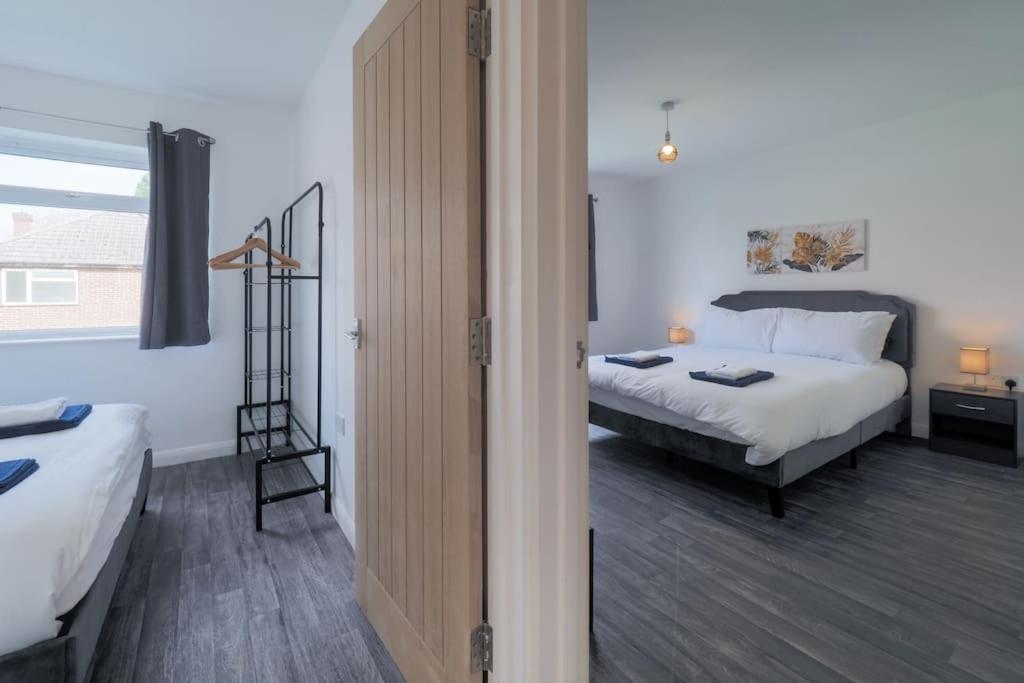 Three-Bedroom House photo 1