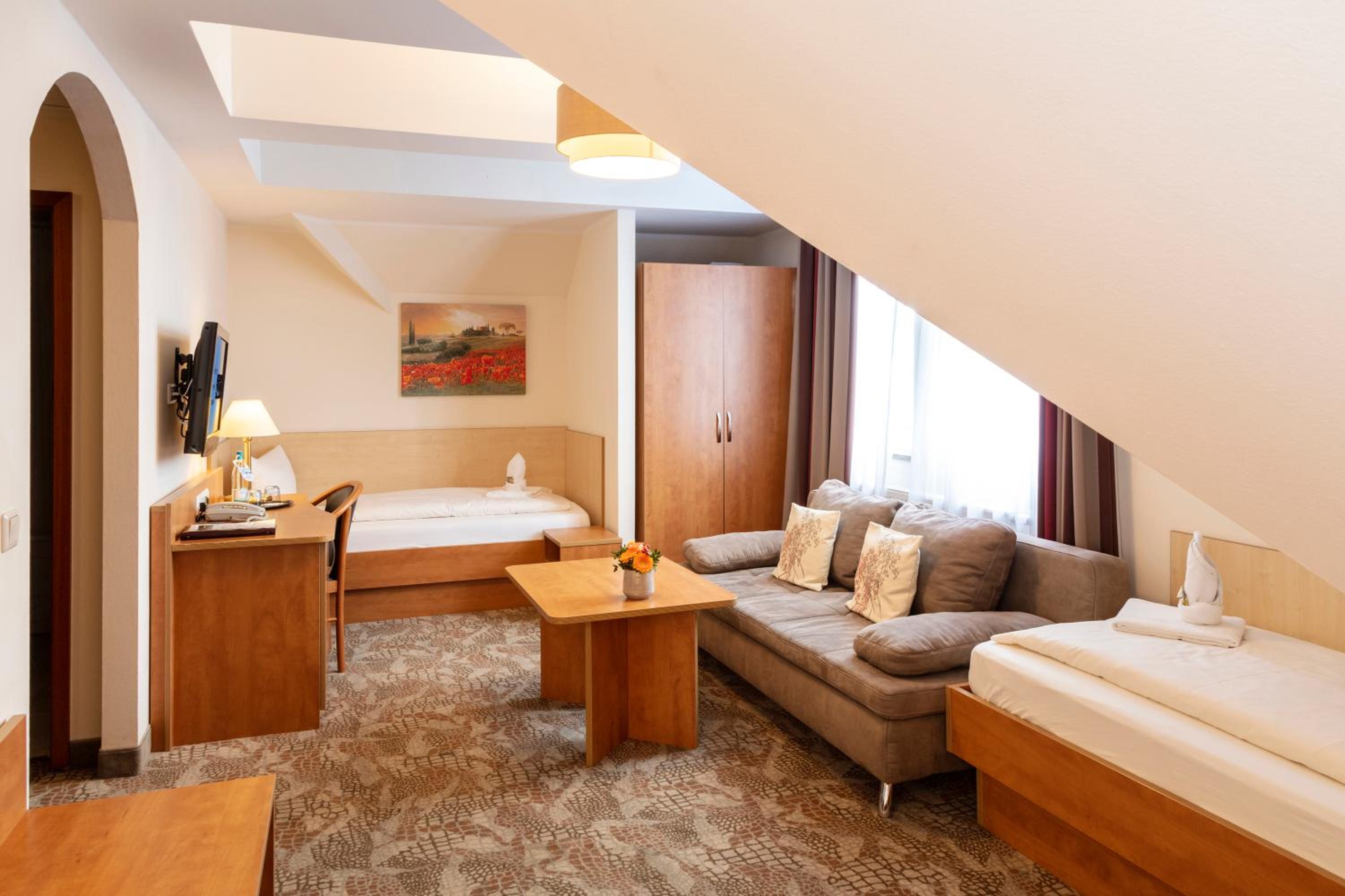 Triple Room - Photo 2