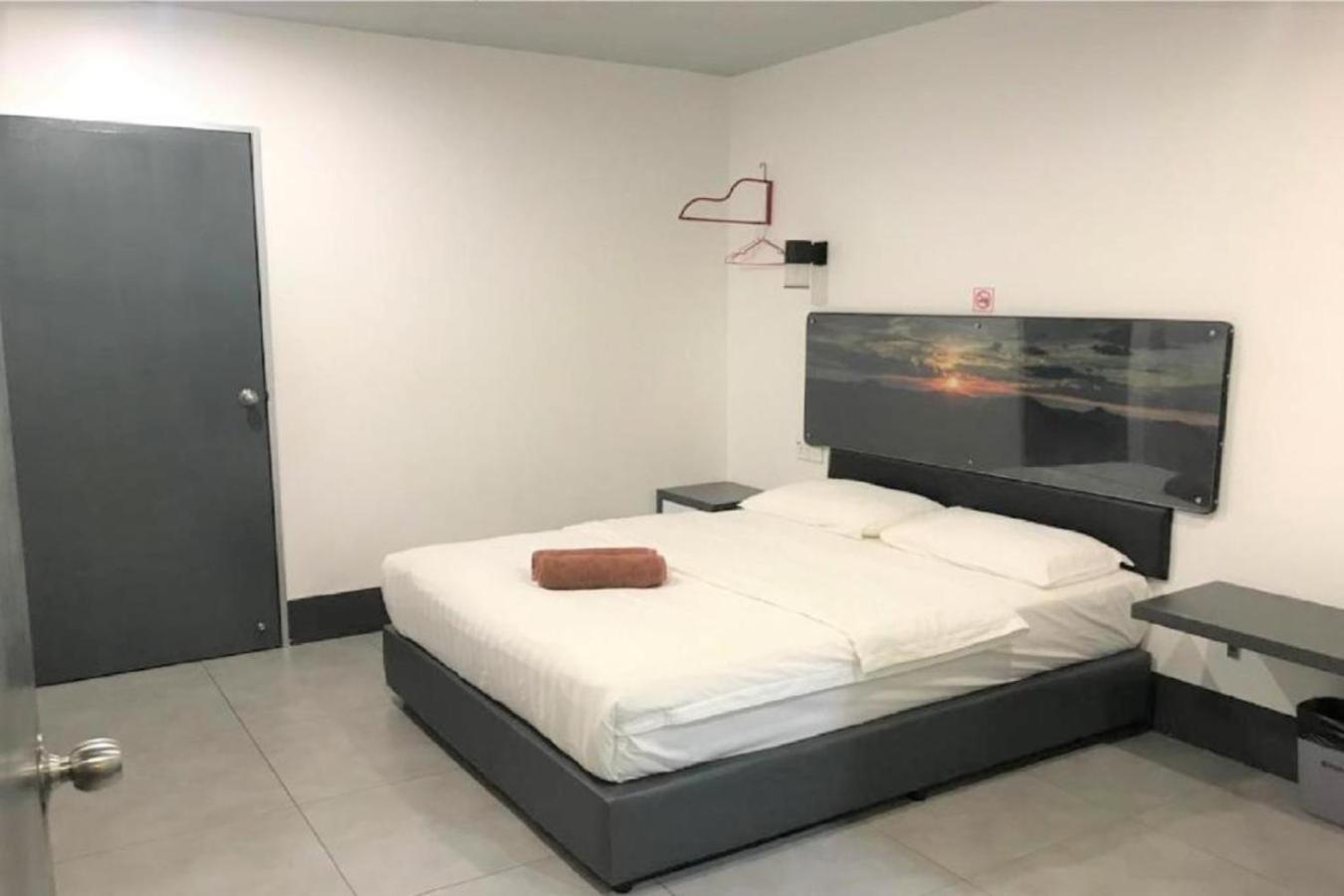 Standard Double Room - Photo 1